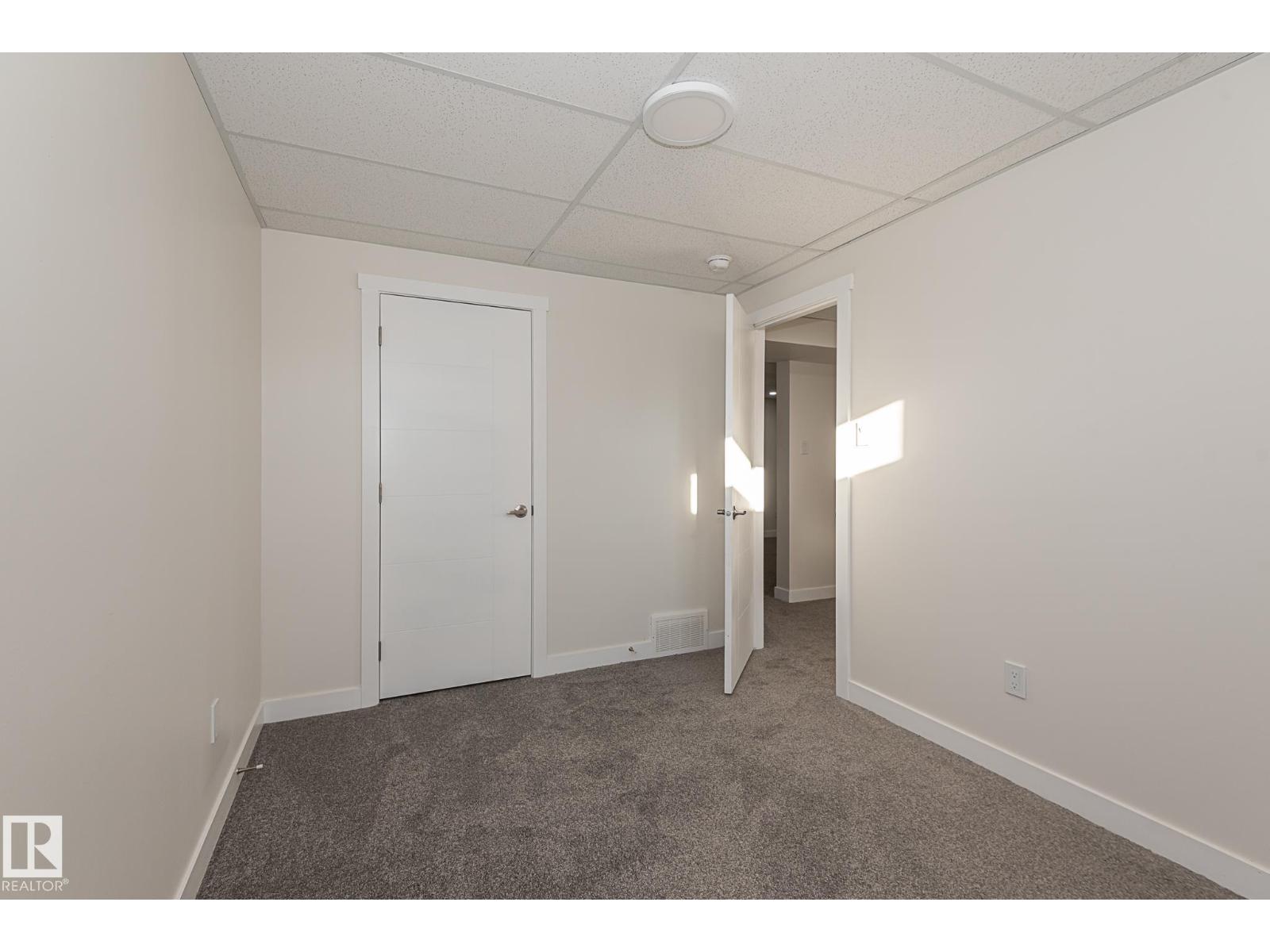 6807 98a Av Nw, Edmonton, Alberta  T6A 0B9 - Photo 42 - E4471252