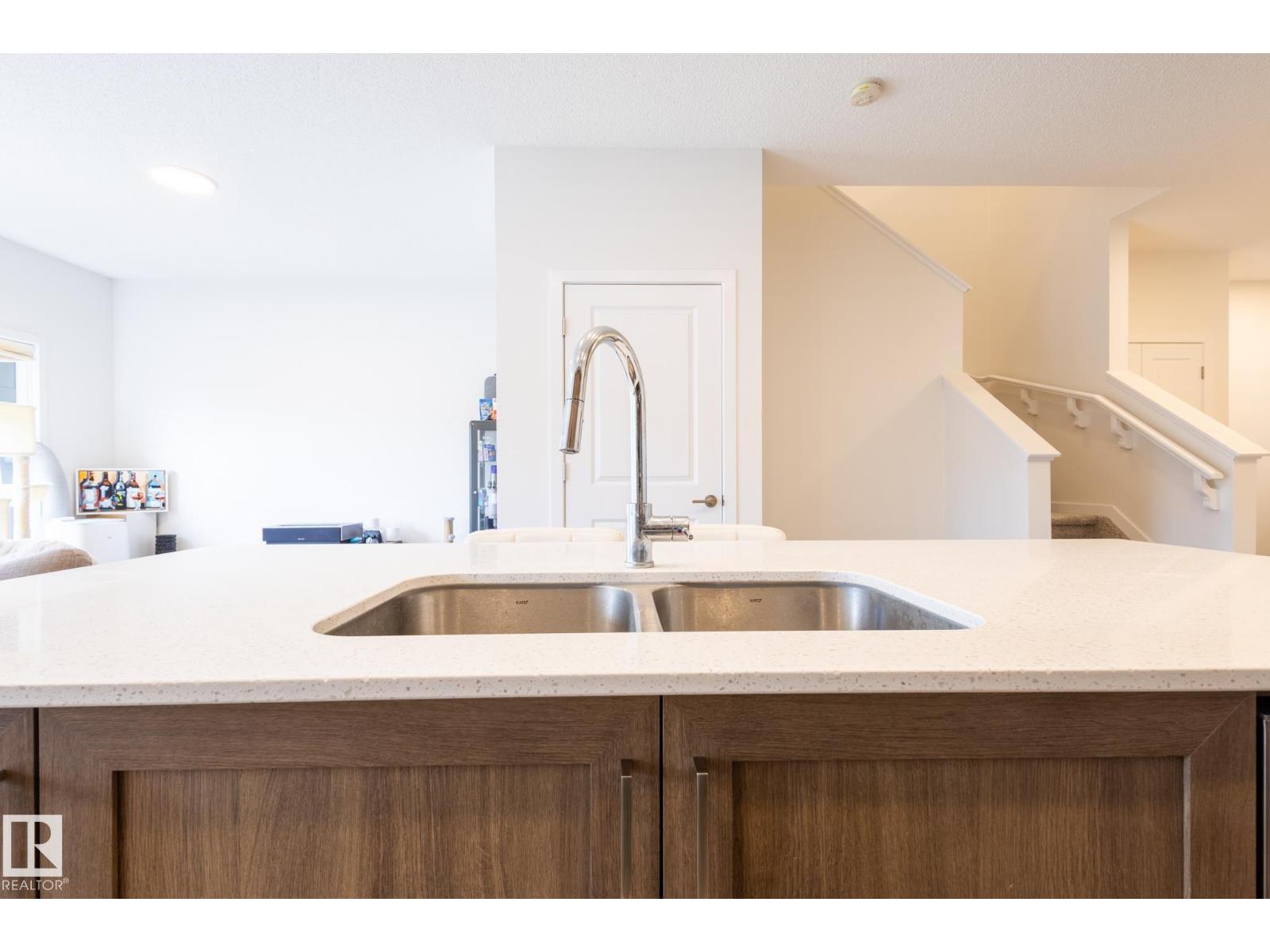 1994 Kroetsch Cr Sw, Edmonton, Alberta  T6W 4J4 - Photo 14 - E4471254