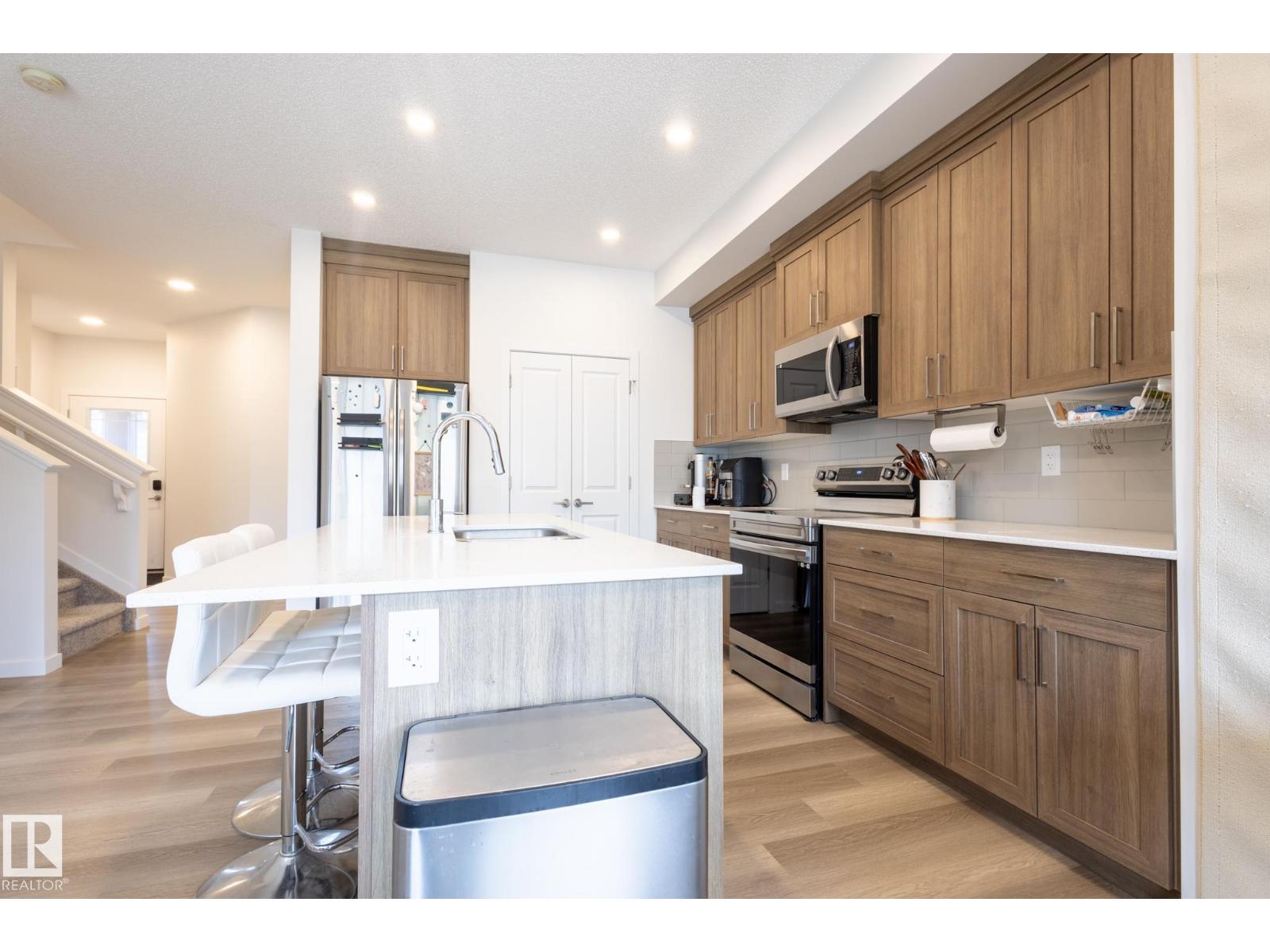 1994 Kroetsch Cr Sw, Edmonton, Alberta  T6W 4J4 - Photo 9 - E4471254