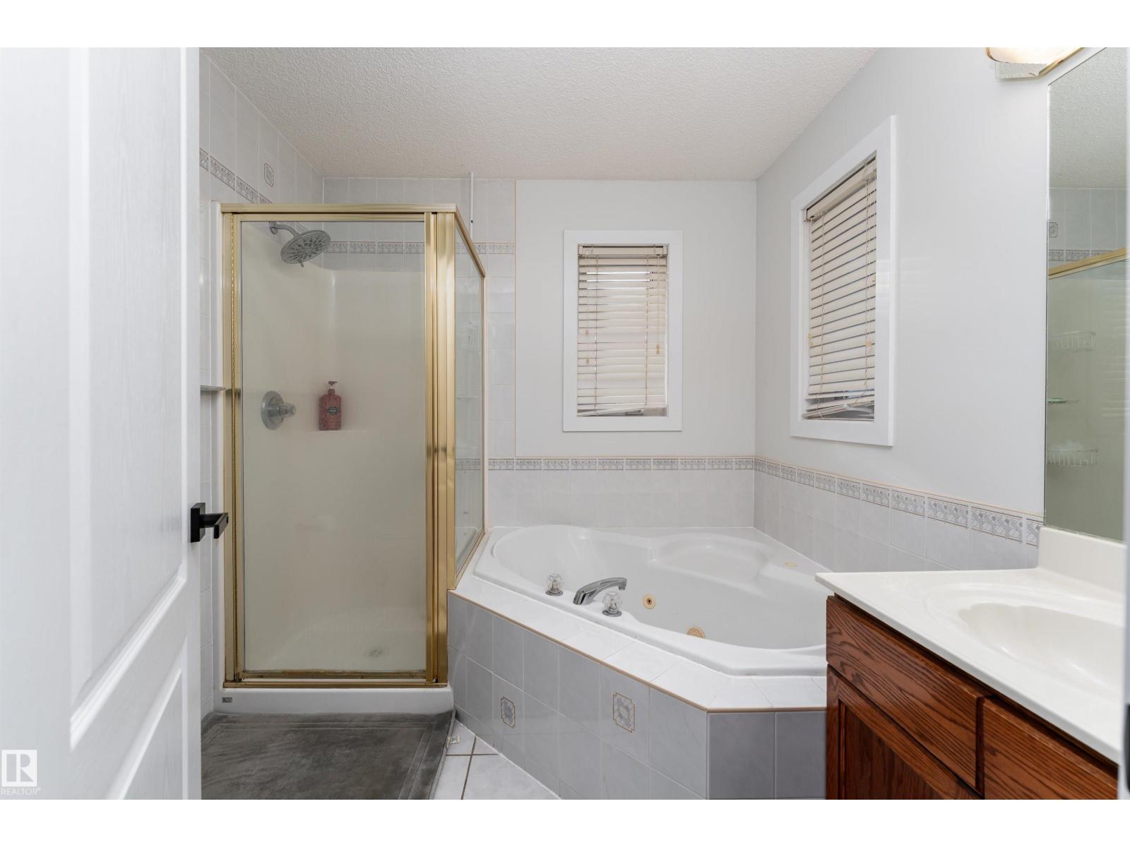 948 Ormsby Wd Nw, Edmonton, Alberta  T5T 6B1 - Photo 15 - E4471257