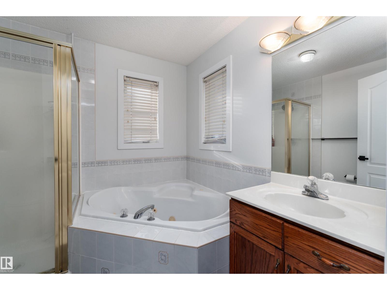 948 Ormsby Wd Nw, Edmonton, Alberta  T5T 6B1 - Photo 16 - E4471257