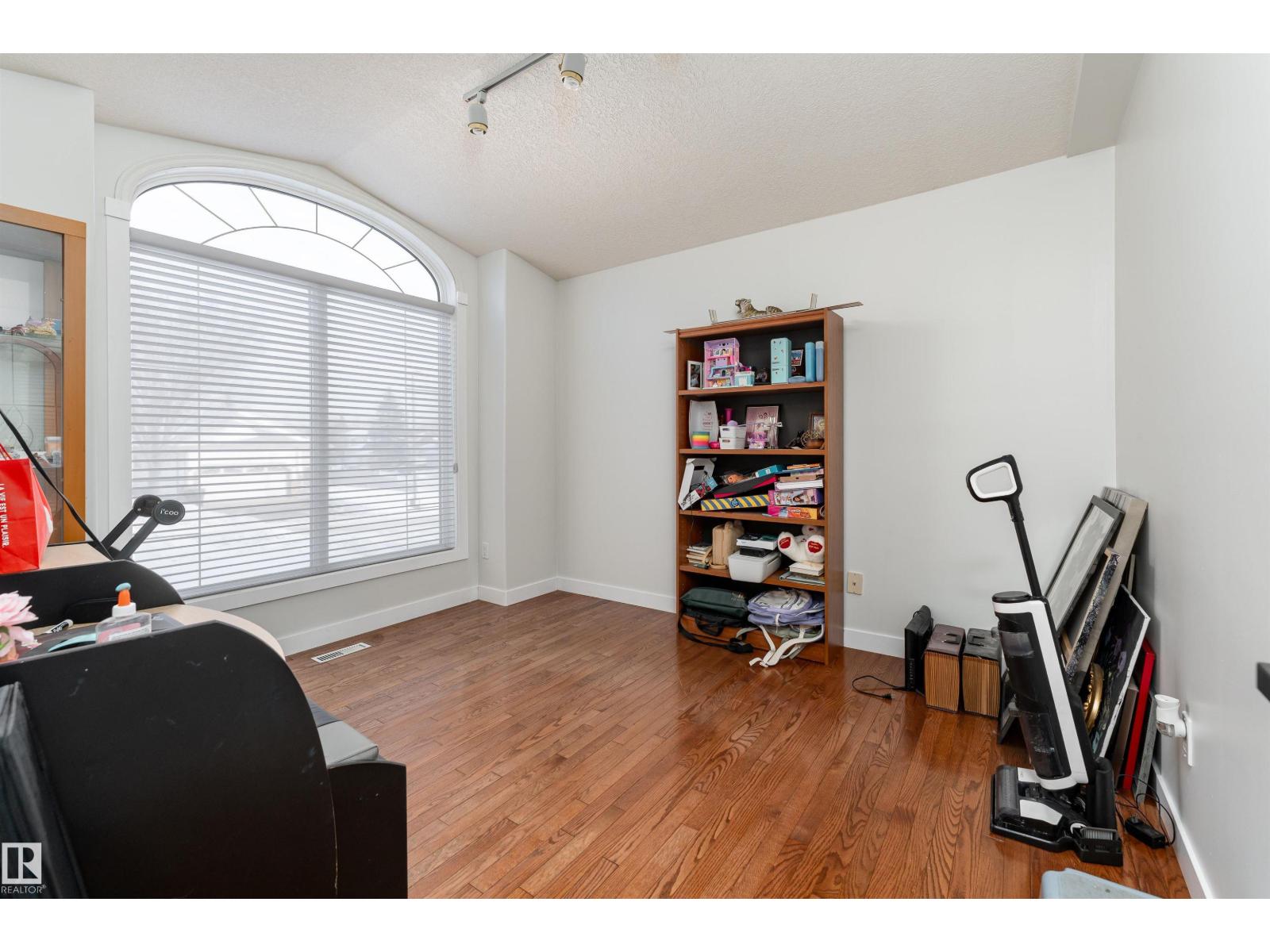 948 Ormsby Wd Nw, Edmonton, Alberta  T5T 6B1 - Photo 21 - E4471257