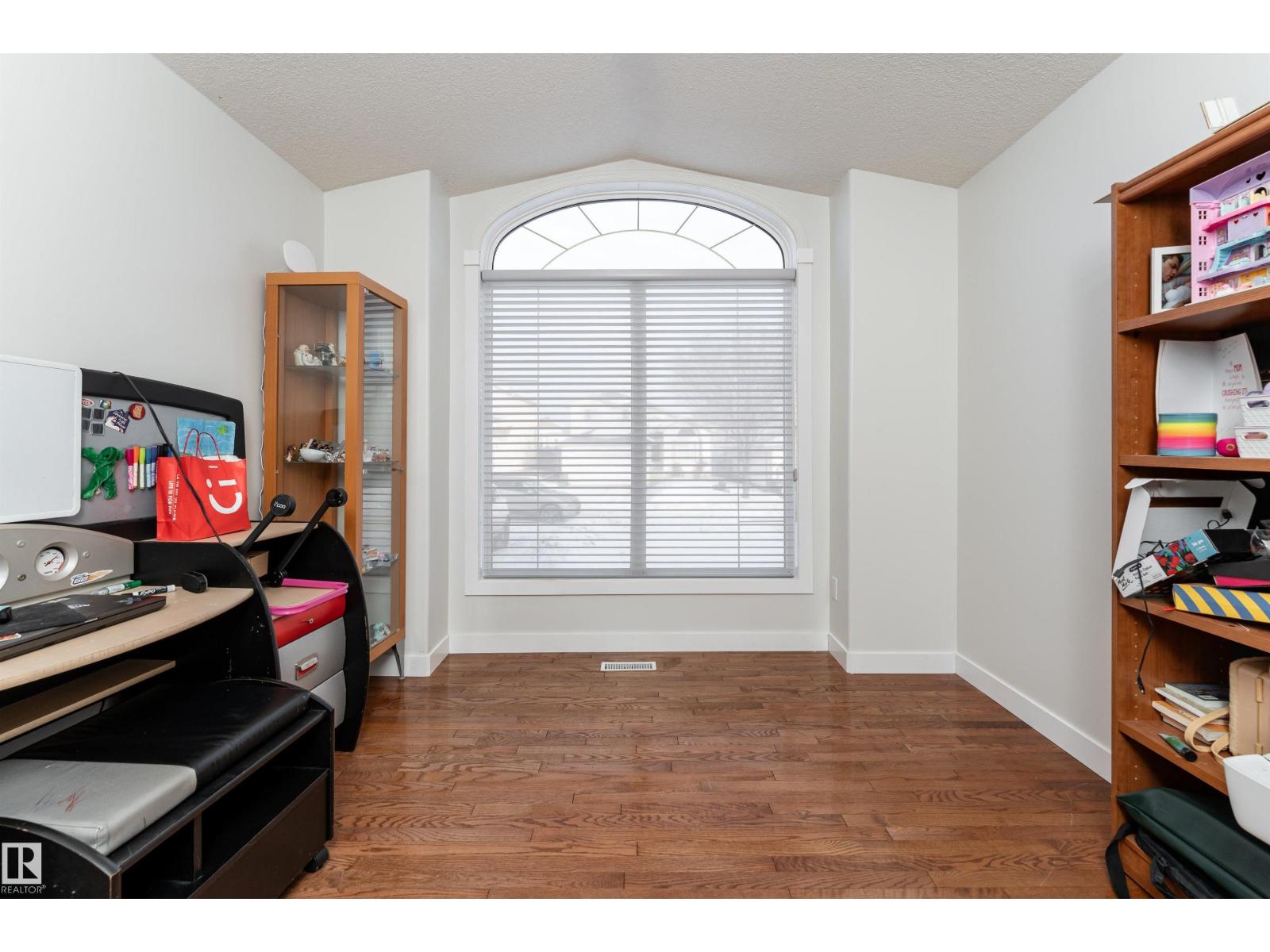 948 Ormsby Wd Nw, Edmonton, Alberta  T5T 6B1 - Photo 22 - E4471257