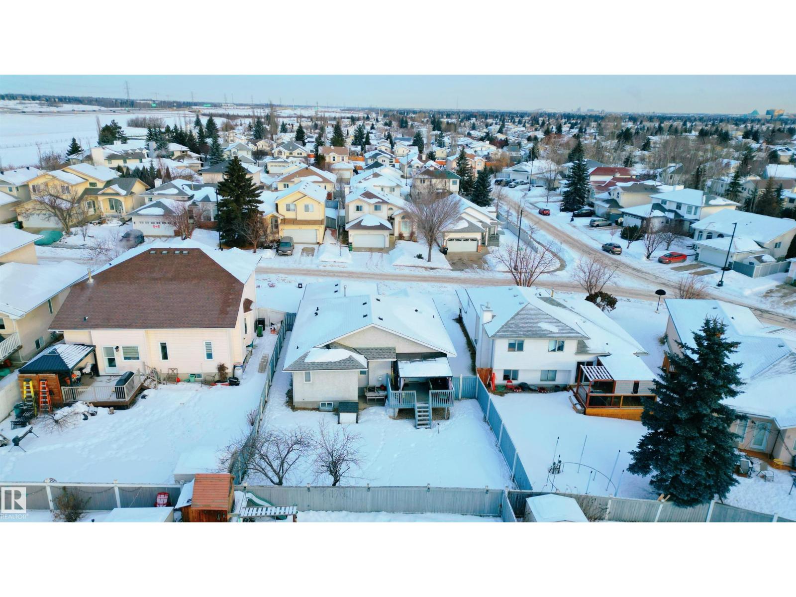 948 Ormsby Wd Nw, Edmonton, Alberta  T5T 6B1 - Photo 50 - E4471257
