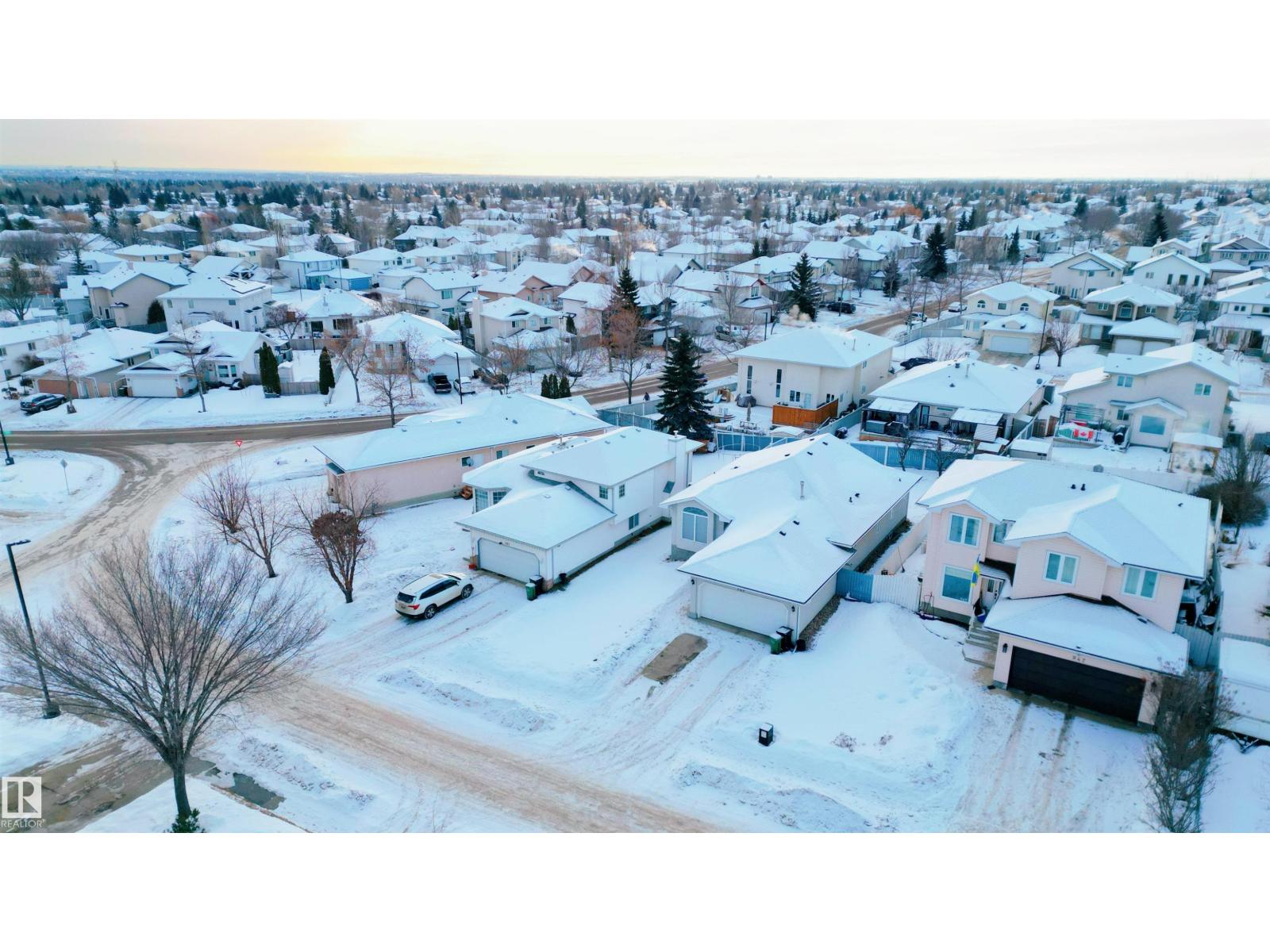 948 Ormsby Wd Nw, Edmonton, Alberta  T5T 6B1 - Photo 52 - E4471257