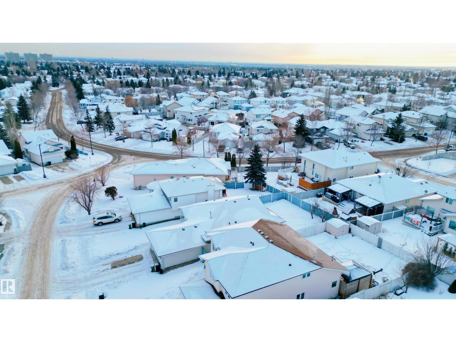 948 Ormsby Wd Nw, Edmonton, Alberta  T5T 6B1 - Photo 53 - E4471257