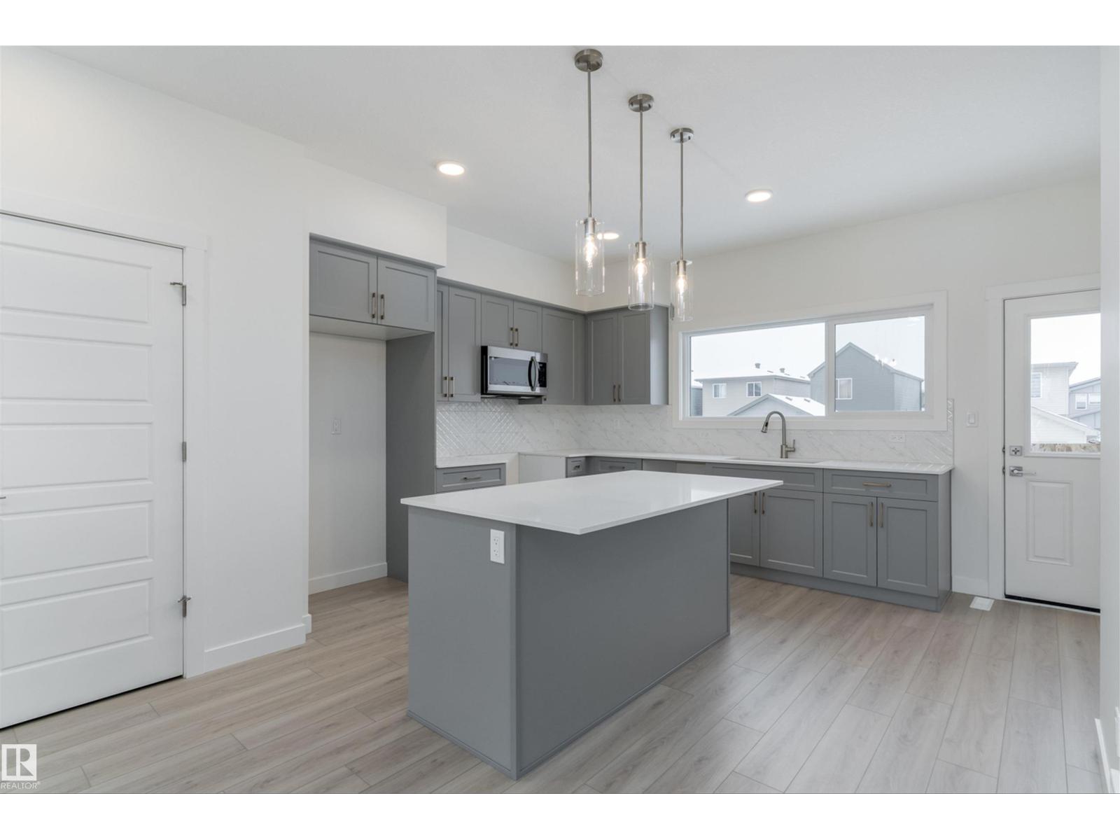 1250 Mcleod Av, Spruce Grove, Alberta  T7X 4A9 - Photo 11 - E4471258