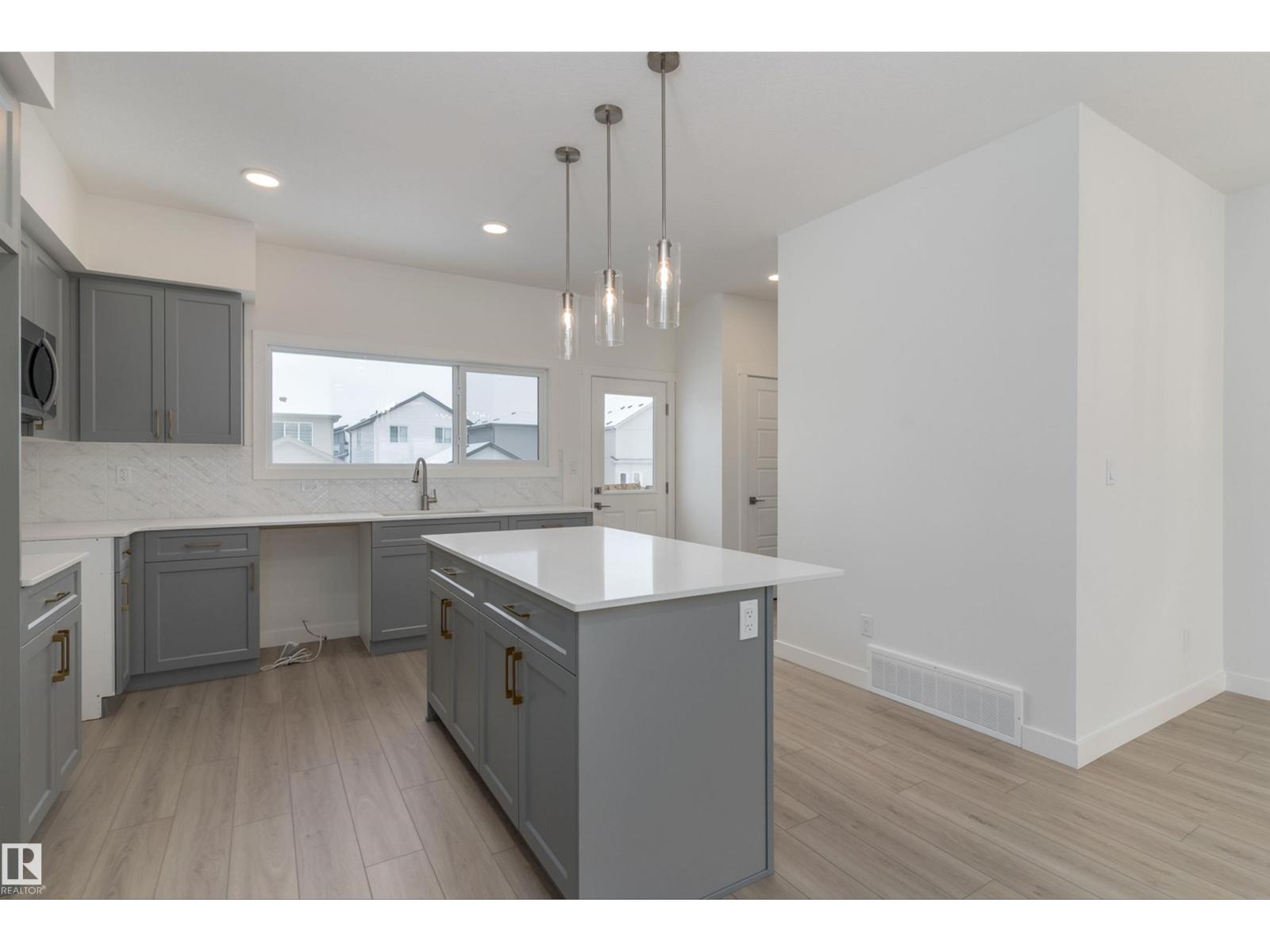 1250 Mcleod Av, Spruce Grove, Alberta  T7X 4A9 - Photo 13 - E4471258