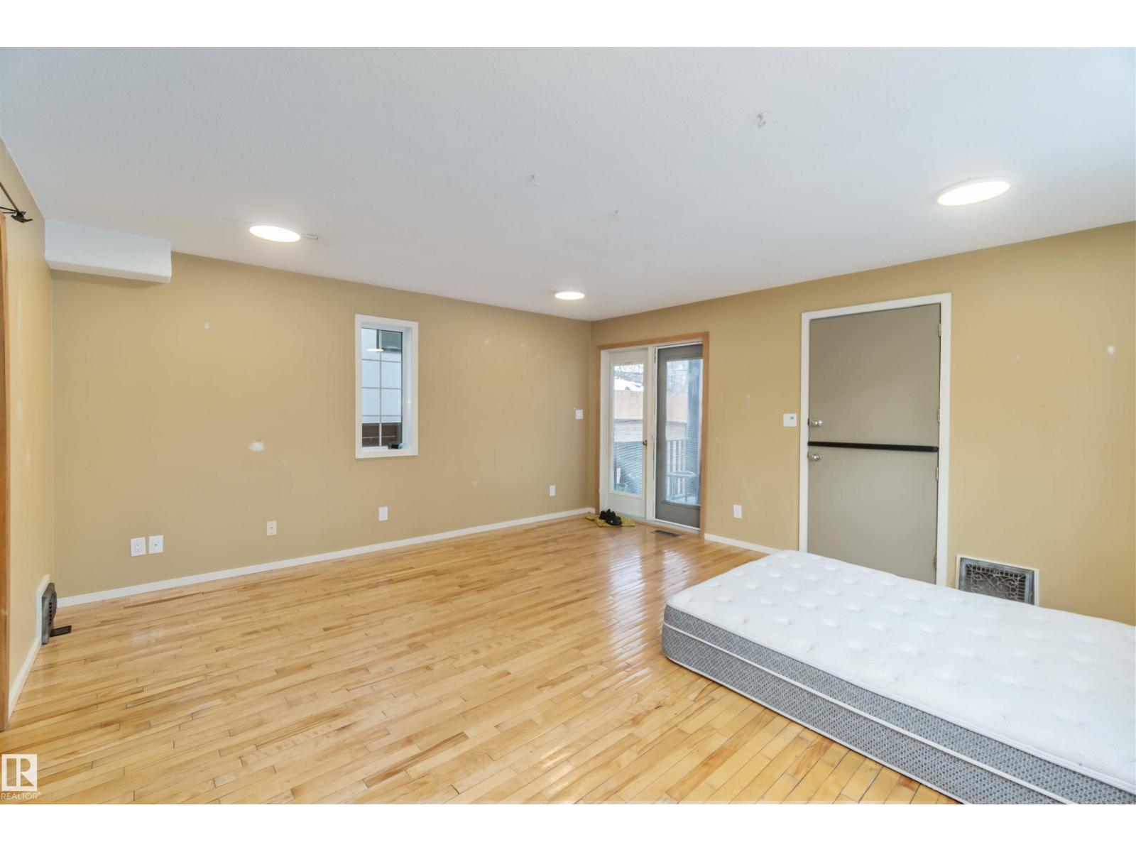 10207 88 St Nw, Edmonton, Alberta  T5H 1P4 - Photo 19 - E4471261