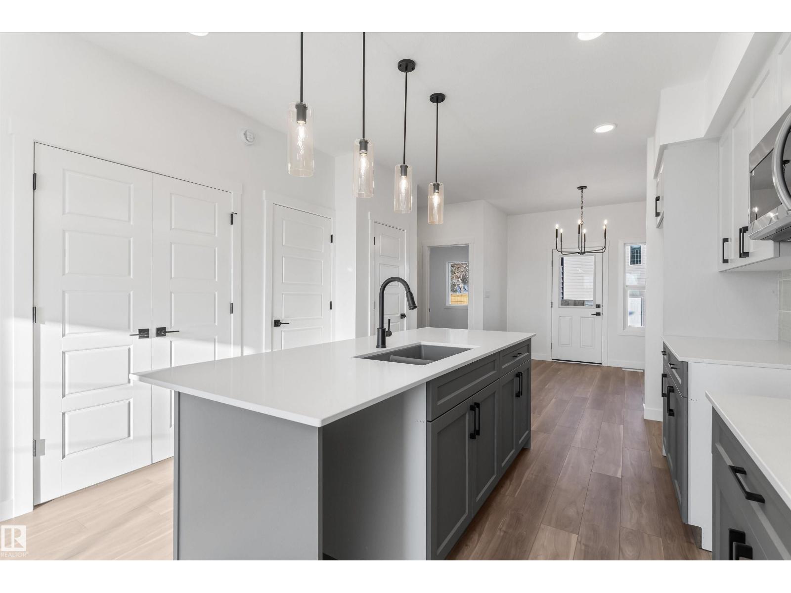 20816 40 Av Nw, Edmonton, Alberta  T6M 3G1 - Photo 11 - E4471262