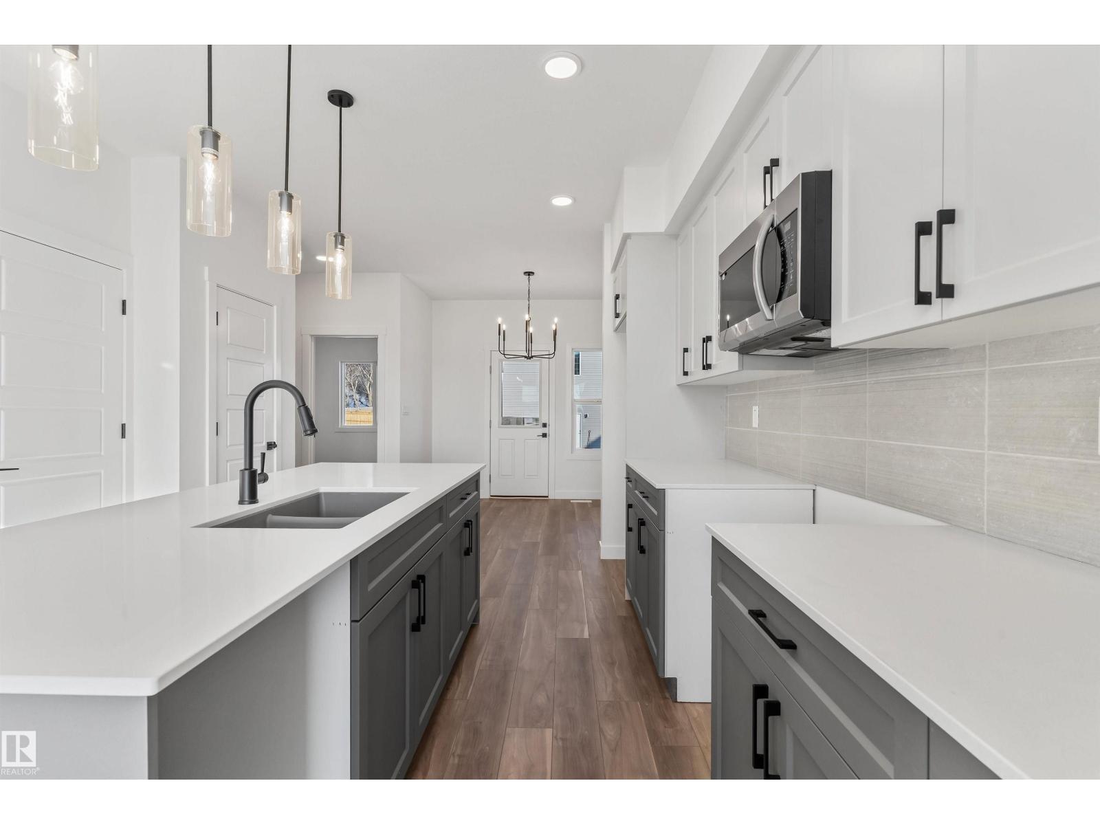 20816 40 Av Nw, Edmonton, Alberta  T6M 3G1 - Photo 12 - E4471262