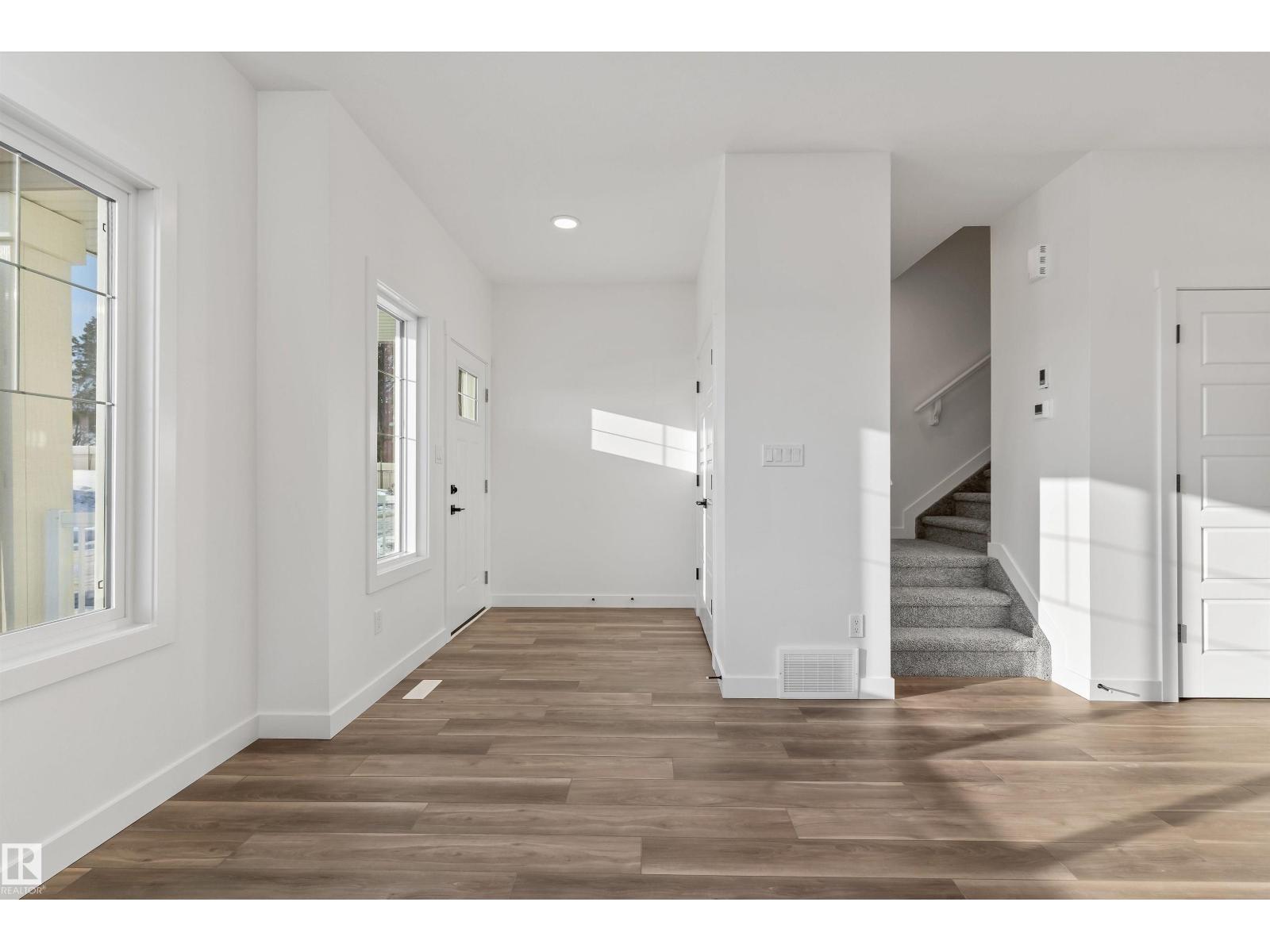 20816 40 Av Nw, Edmonton, Alberta  T6M 3G1 - Photo 4 - E4471262