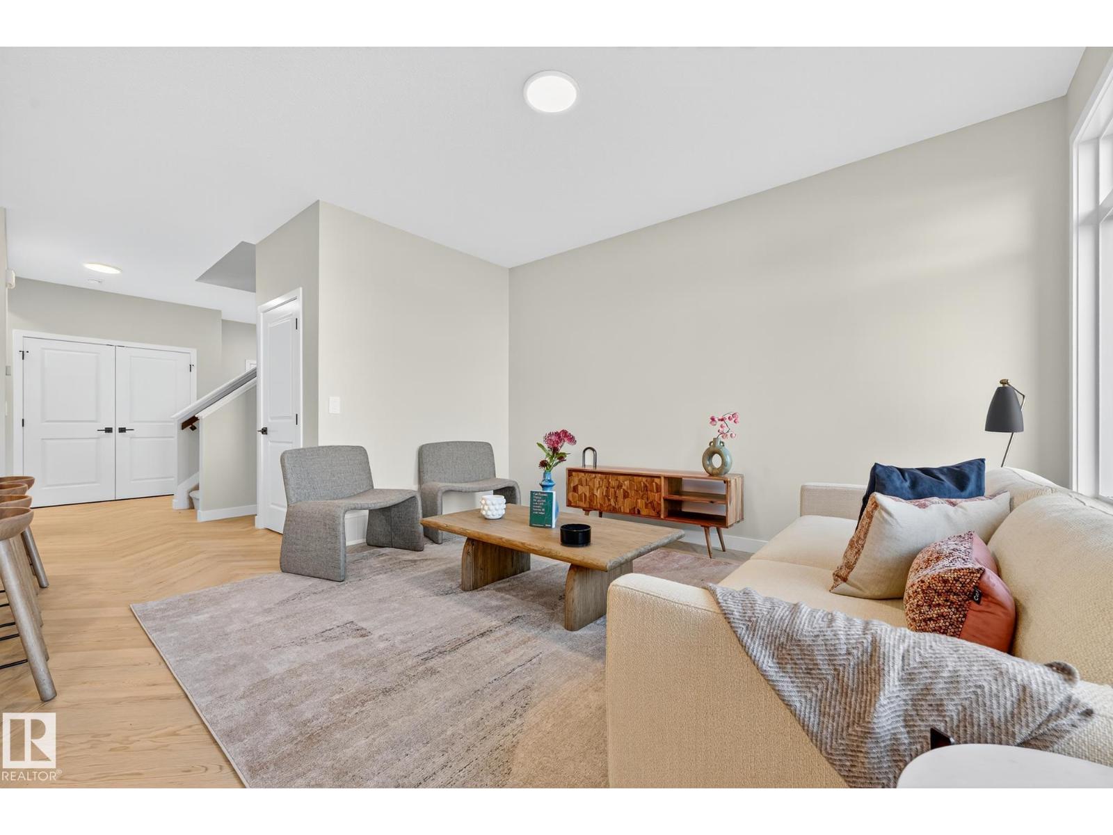 8233 Kiriak Lo Sw, Edmonton, Alberta  T6W 5S2 - Photo 12 - E4471266