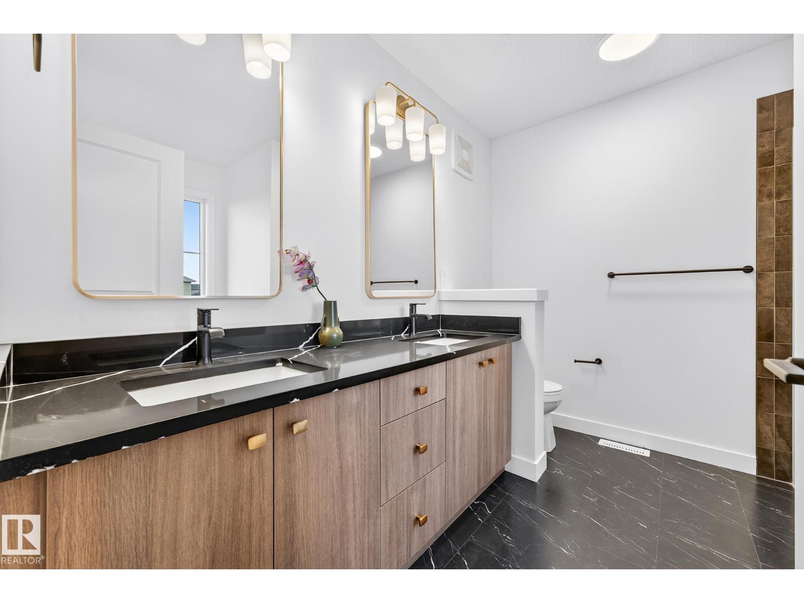 8233 Kiriak Lo Sw, Edmonton, Alberta  T6W 5S2 - Photo 24 - E4471266