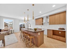 8233 KIRIAK LO SW, Edmonton, Alberta