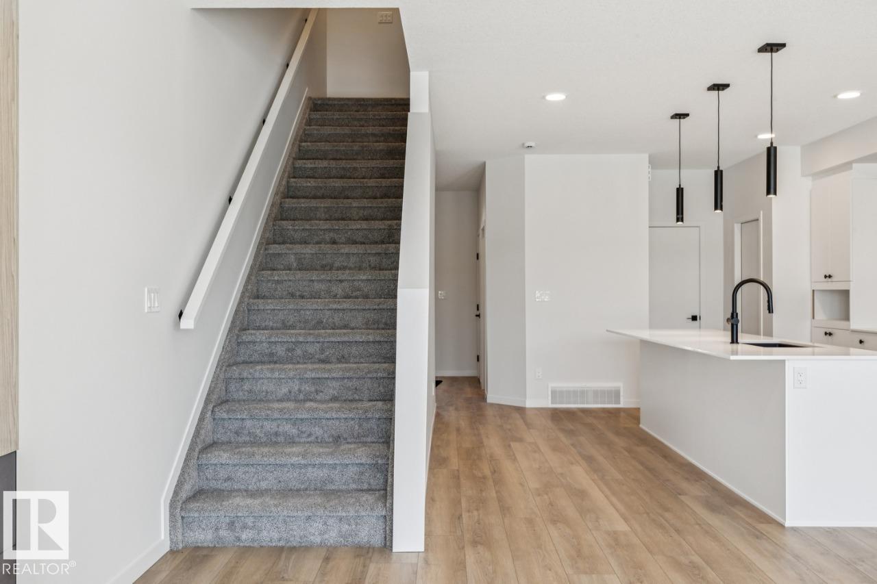 320 30 St Sw, Edmonton, Alberta  T6X 3C9 - Photo 11 - E4471276