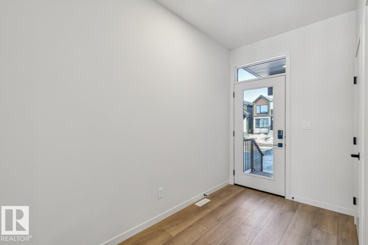 320 30 St Sw, Edmonton, Alberta  T6X 3C9 - Photo 3 - E4471276