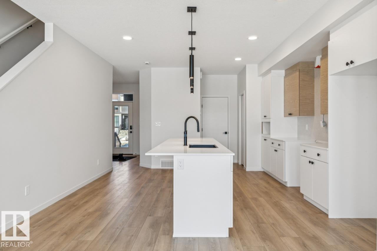 320 30 St Sw, Edmonton, Alberta  T6X 3C9 - Photo 9 - E4471276