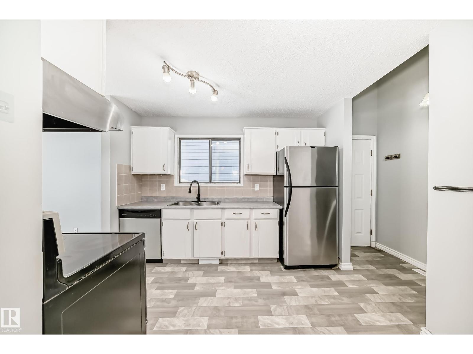 2928 49a St Nw, Edmonton, Alberta  T6L 2X1 - Photo 13 - E4471285