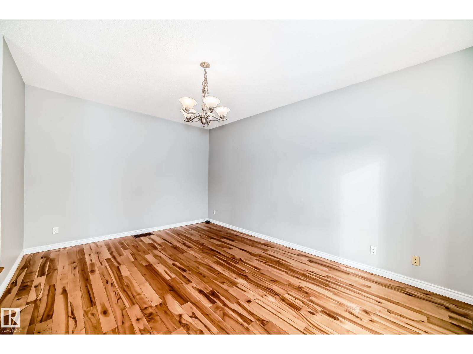 2928 49a St Nw, Edmonton, Alberta  T6L 2X1 - Photo 19 - E4471285