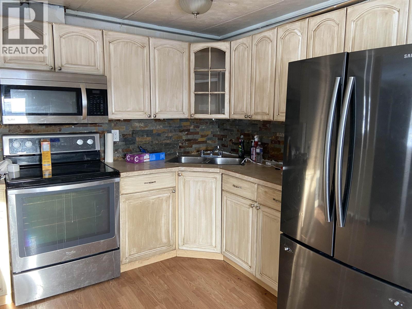 73 12842 Old Hope Road, Charlie Lake, British Columbia  V0C 1H0 - Photo 5 - R3084253