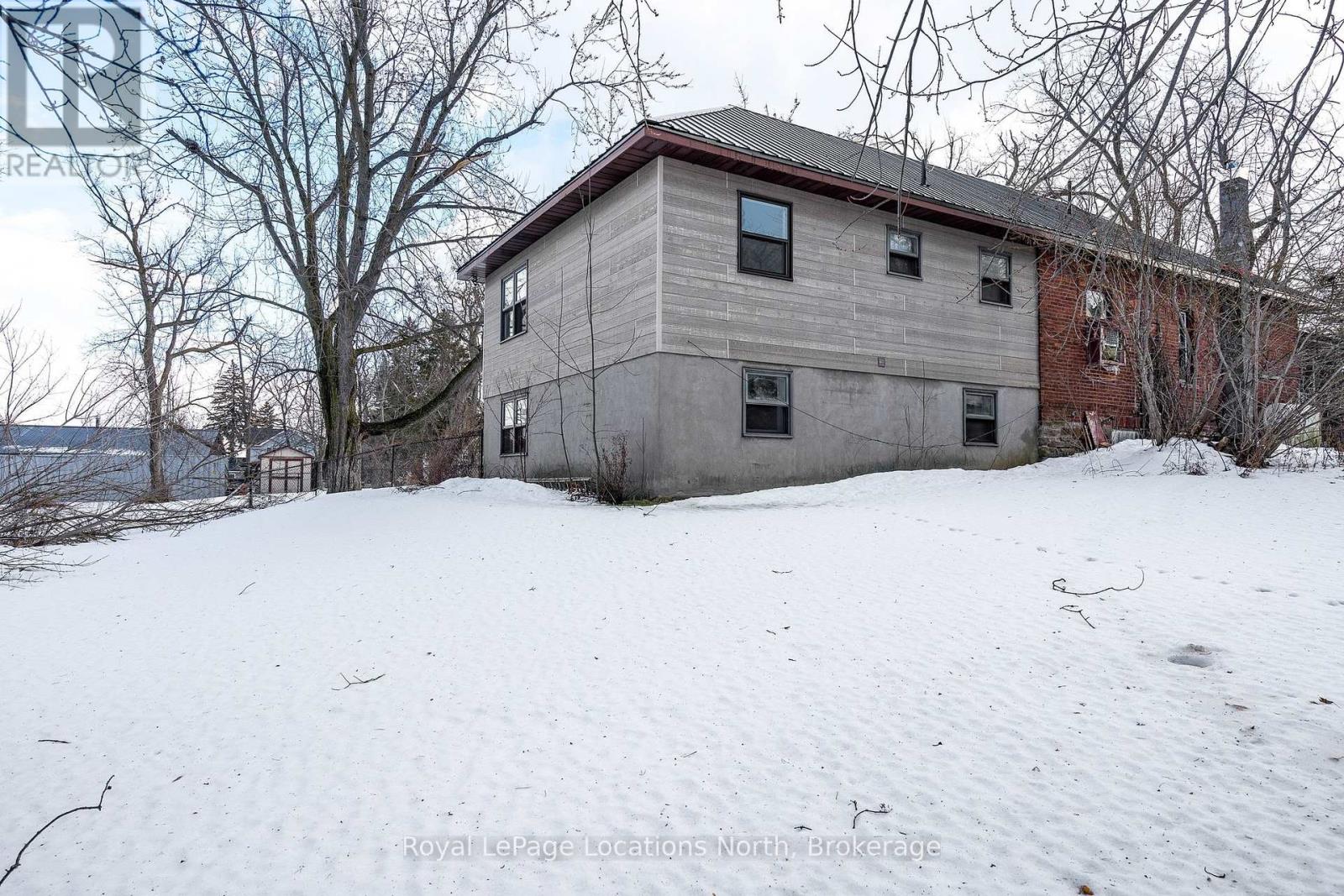 9038 County Rd 91 Road, Clearview, Ontario  L0M 1H0 - Photo 11 - S12736118