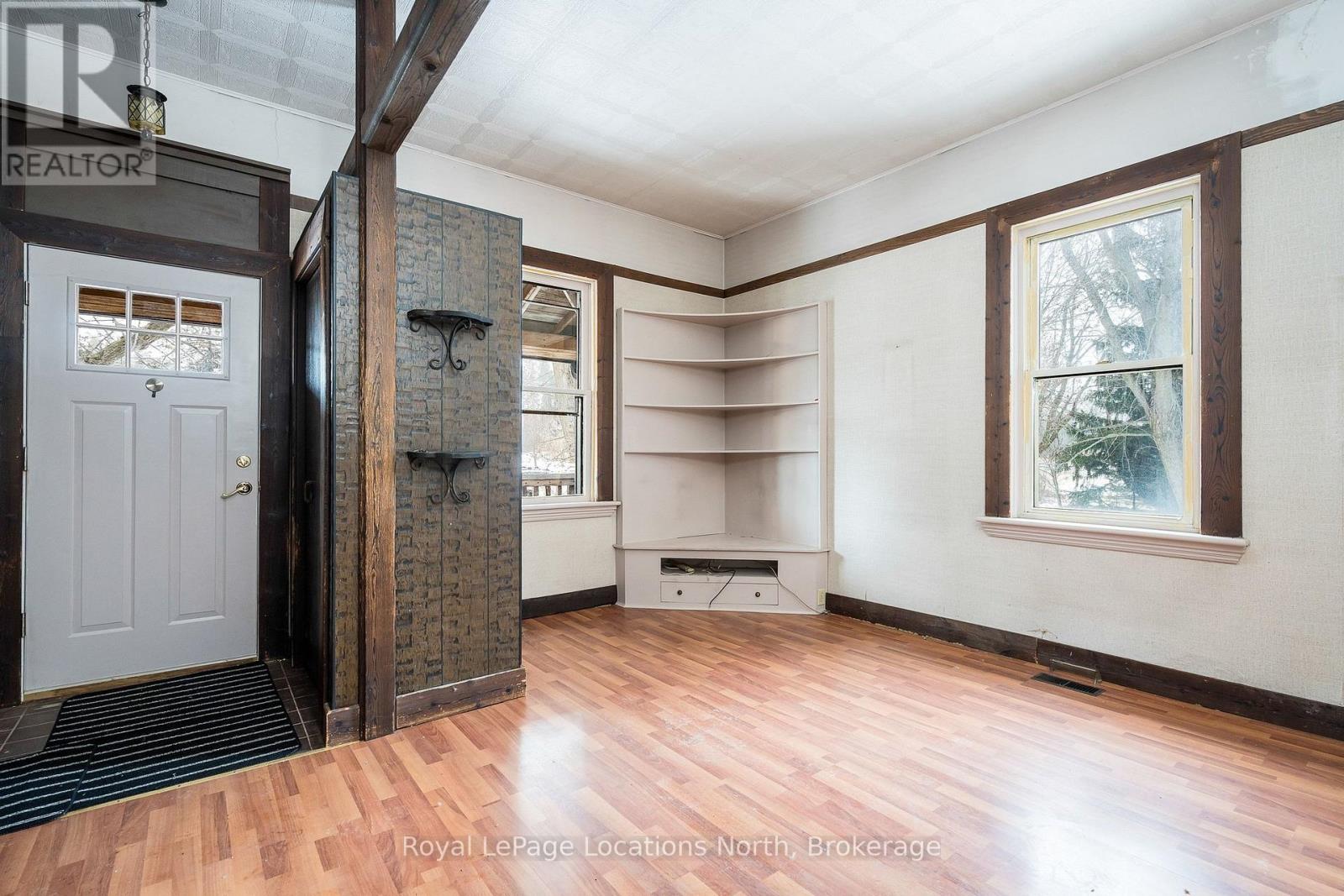 9038 County Rd 91 Road, Clearview, Ontario  L0M 1H0 - Photo 21 - S12736118