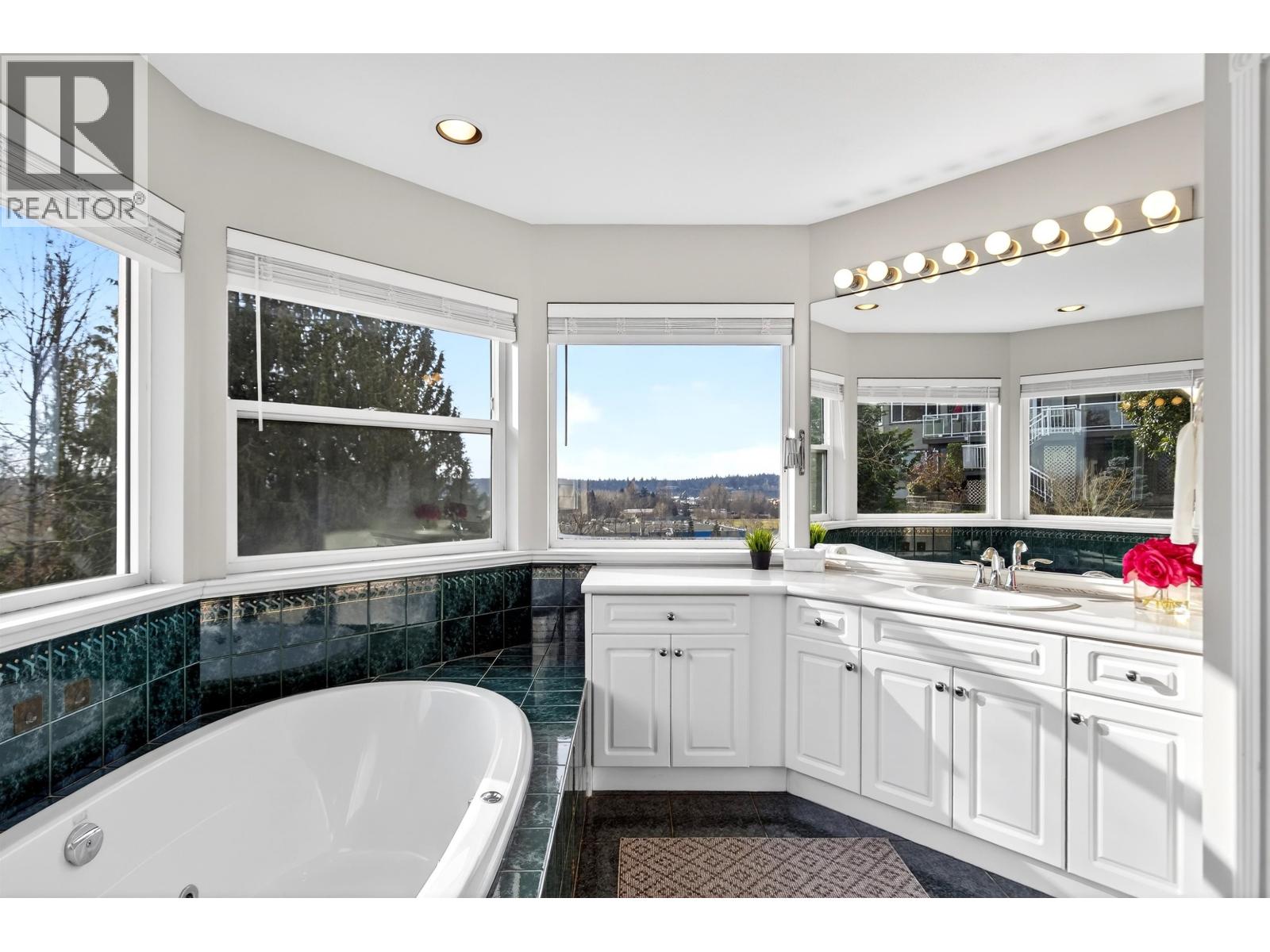 23854 Zeron Avenue, Maple Ridge, British Columbia  V2W 1E3 - Photo 19 - R3083024