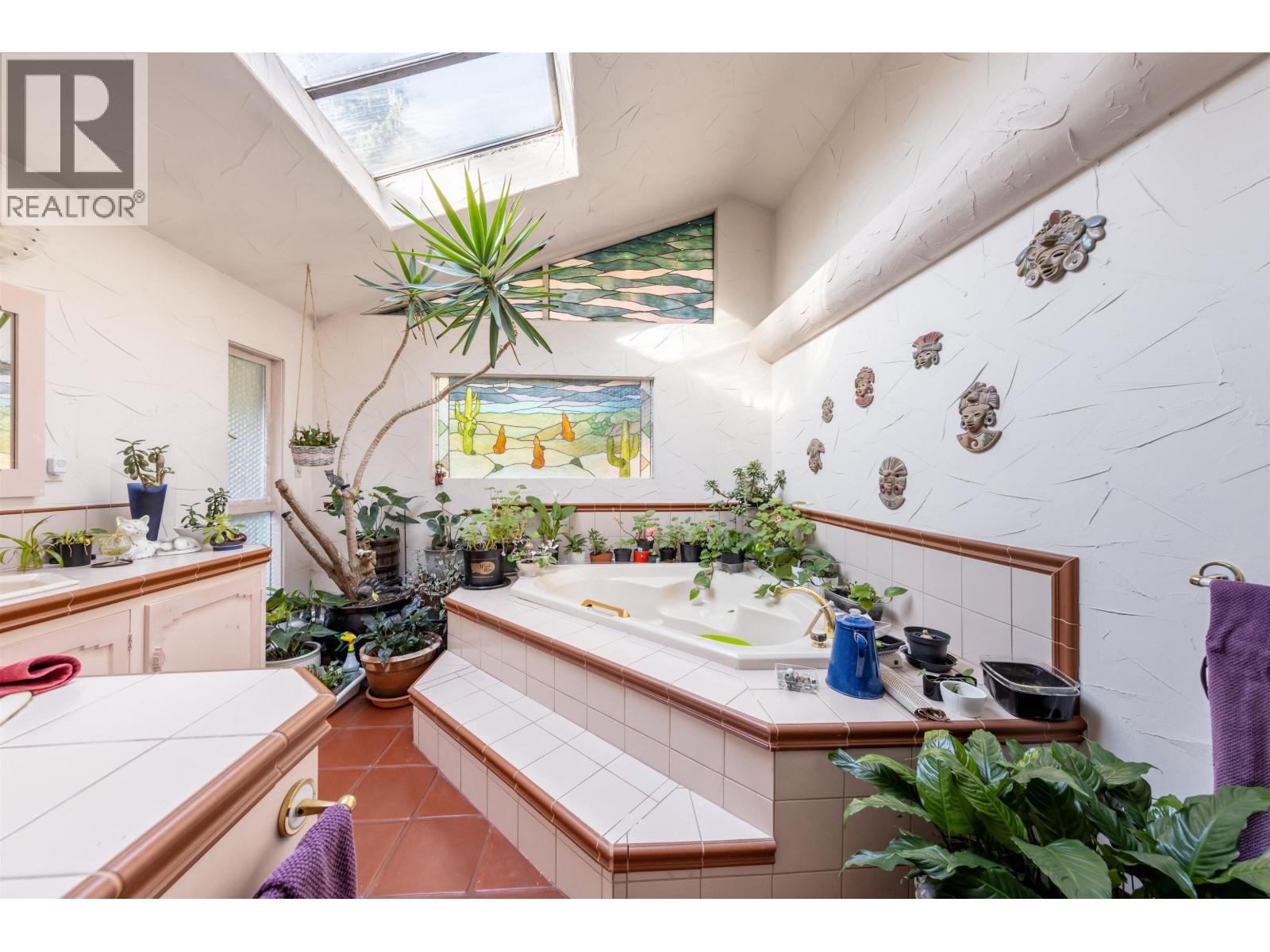 1670 Ayleslynn Drive, North Vancouver, British Columbia  V7J 2T3 - Photo 20 - R3083636