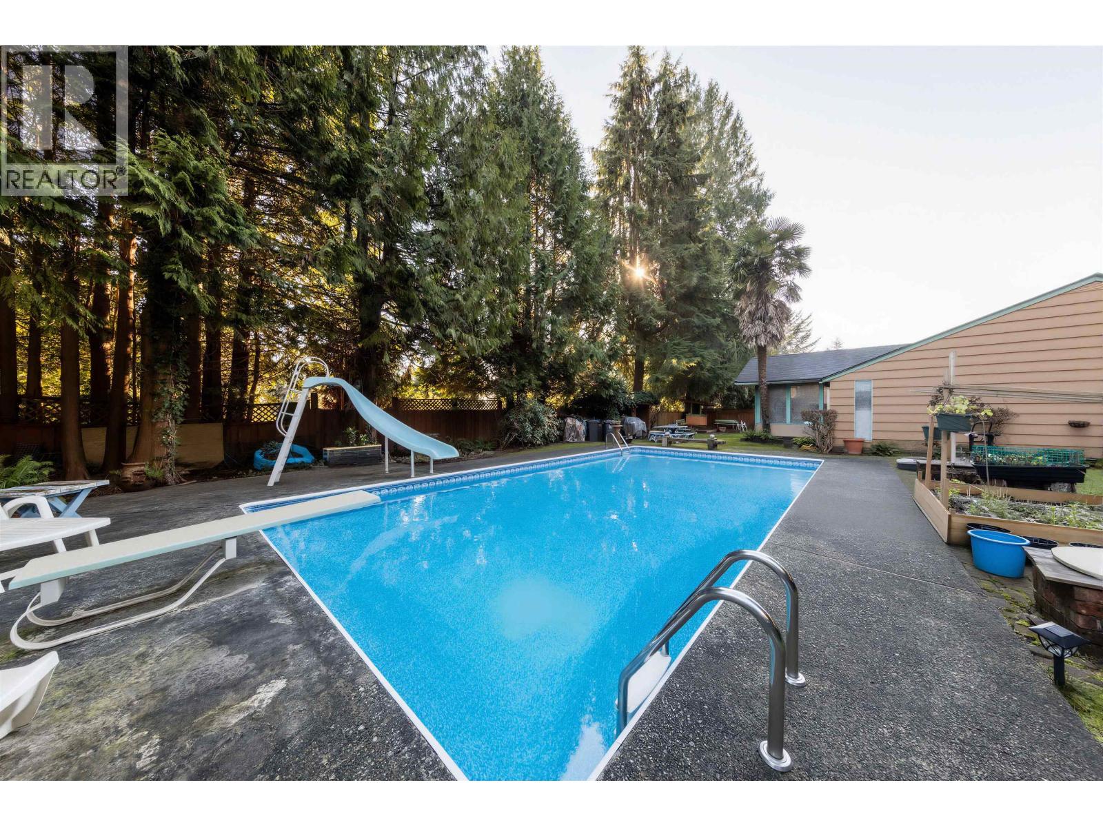 1670 Ayleslynn Drive, North Vancouver, British Columbia  V7J 2T3 - Photo 27 - R3083636