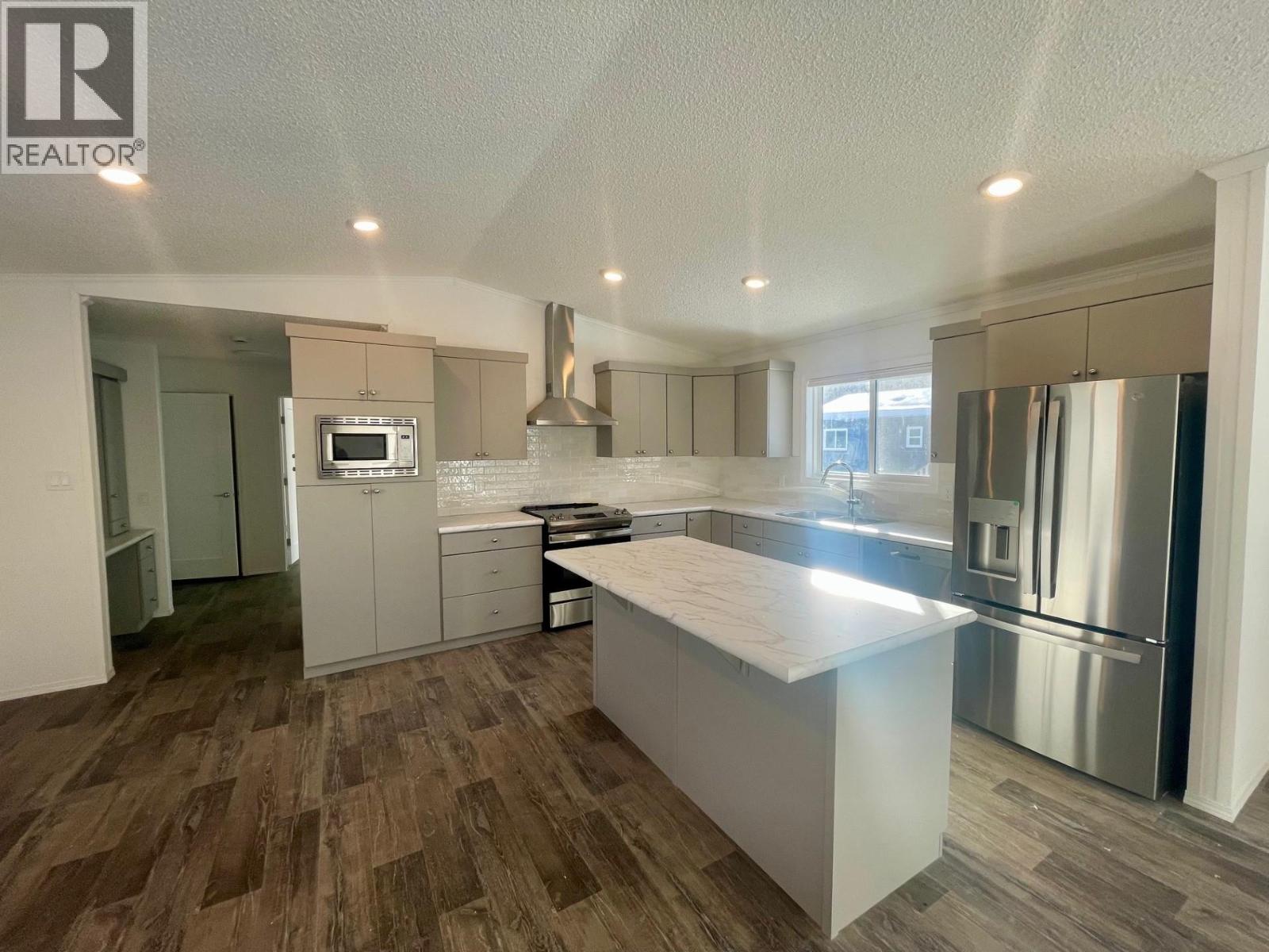 9773 Stephenson Road Unit# 42, Fernie, British Columbia V0B 1M5 - Photo 2 - 10373911