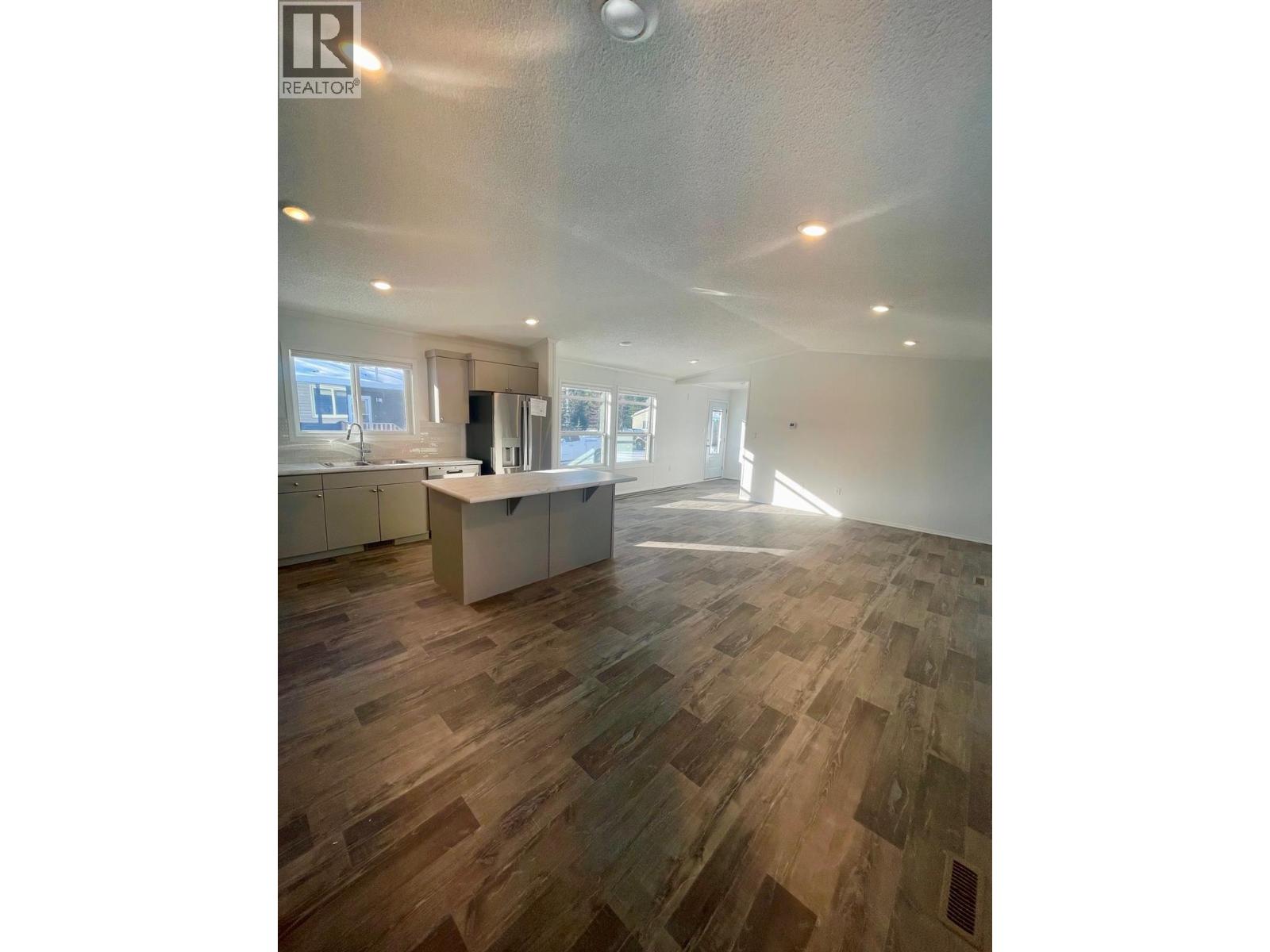 9773 Stephenson Road Unit# 42, Fernie, British Columbia V0B 1M5 - Photo 3 - 10373911