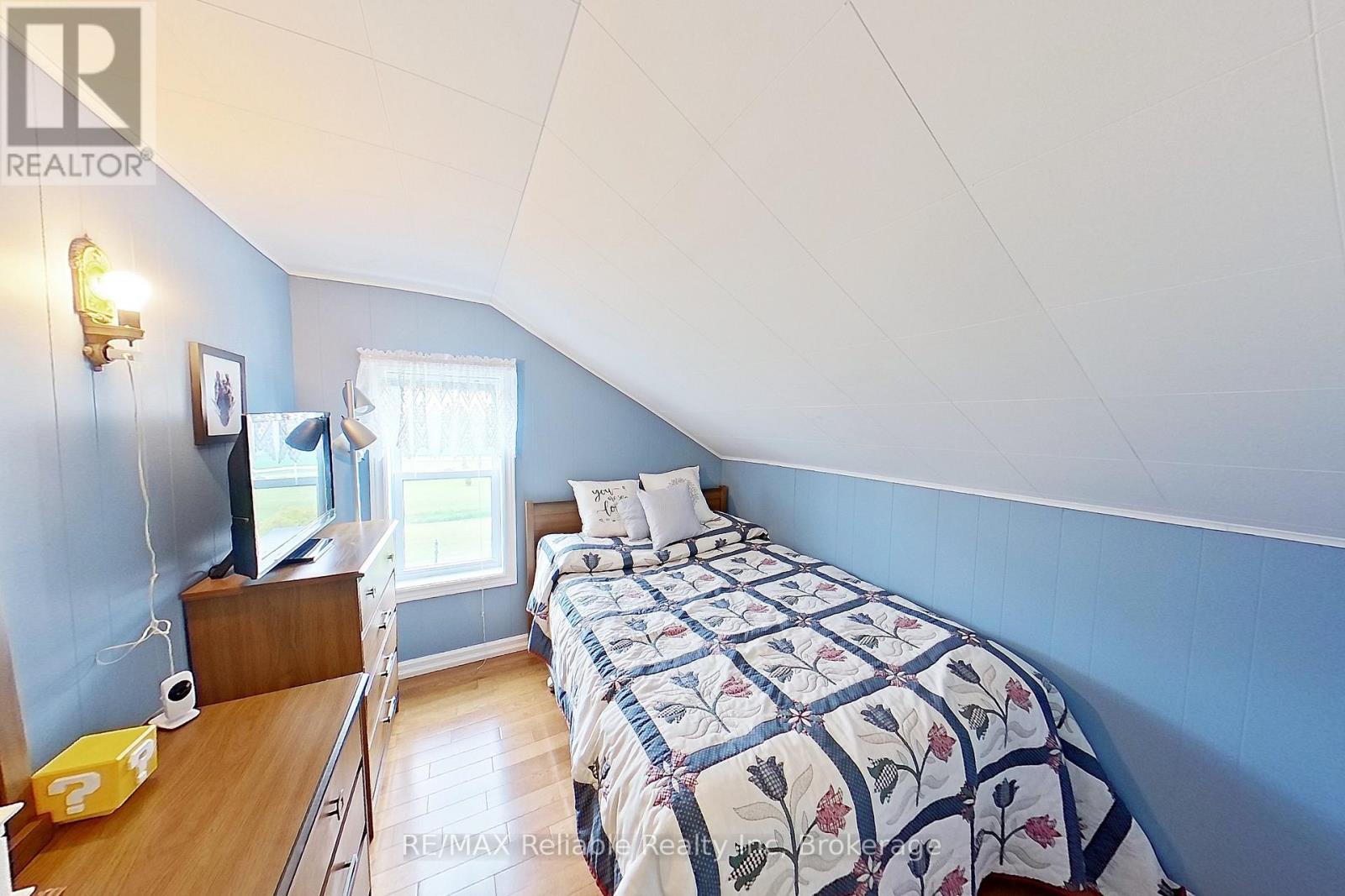 73053 Bluewater Highway, Bluewater, Ontario N0M 2T0 - Photo 21 - X12736868