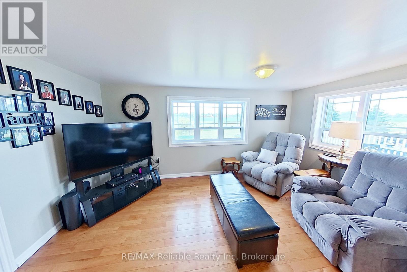 73053 Bluewater Highway, Bluewater, Ontario N0M 2T0 - Photo 8 - X12736868