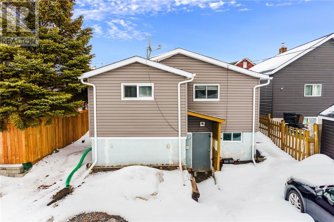 381 Bessie Avenue, Sudbury, Ontario  P3C 4H6 - Photo 3 - 2126237