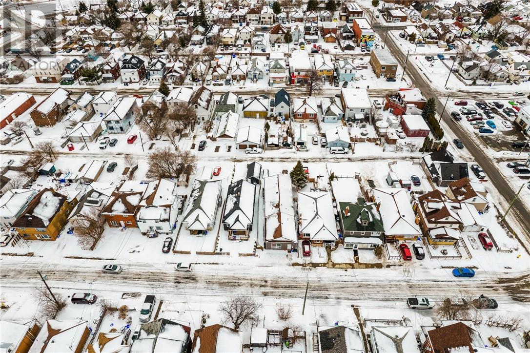 381 Bessie Avenue, Sudbury, Ontario  P3C 4H6 - Photo 4 - 2126237