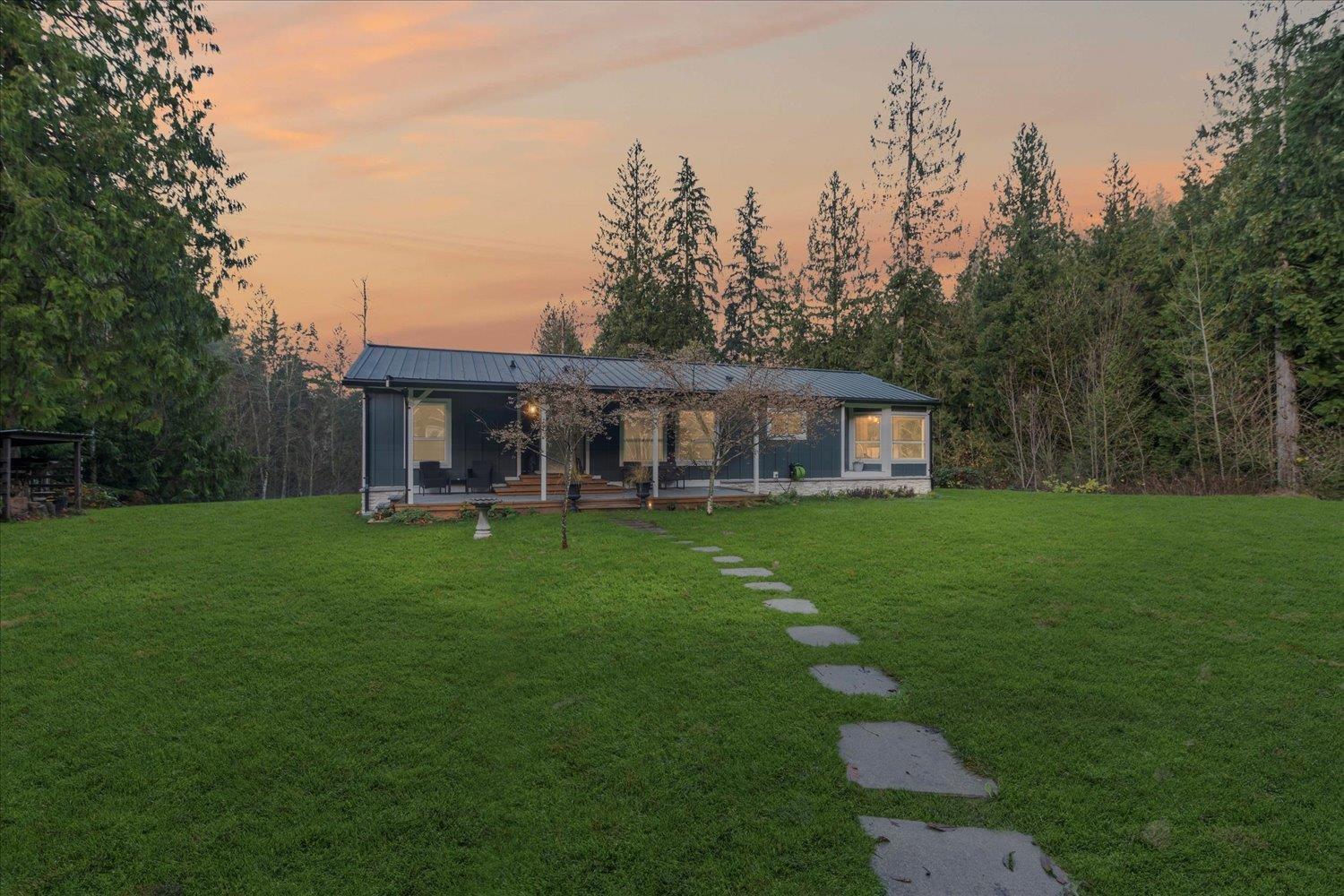 6800 Hinkley Road, Eastern Hillsides, Chilliwack, British Columbia  V4Z 1J4 - Photo 2 - R3082876