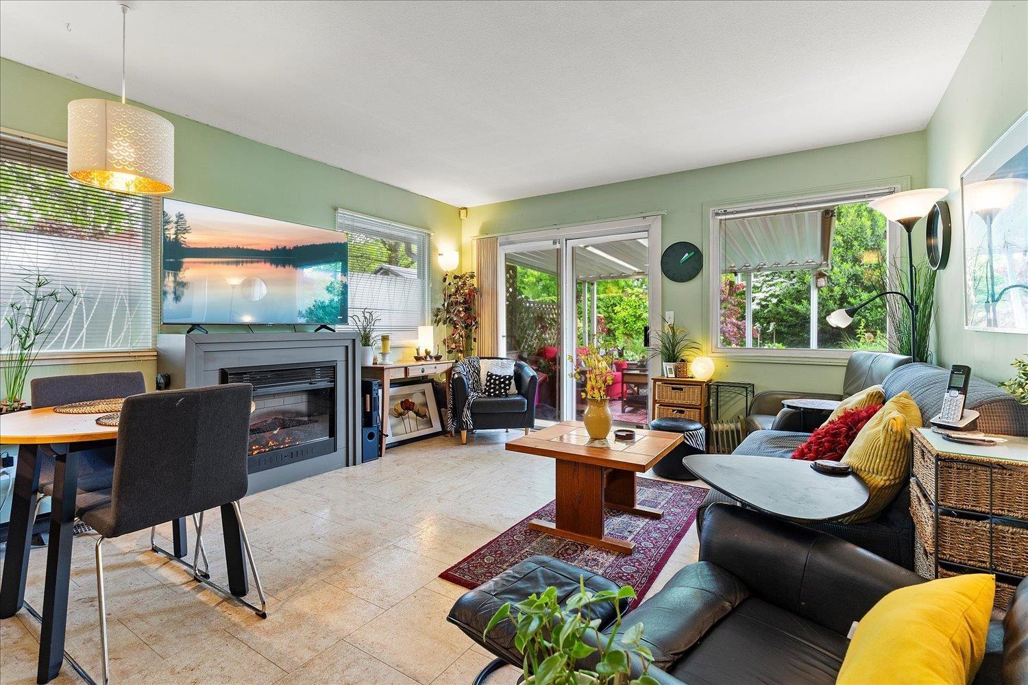 22141 Old Yale Road, Langley, British Columbia  V2Z 1A3 - Photo 4 - R3077747