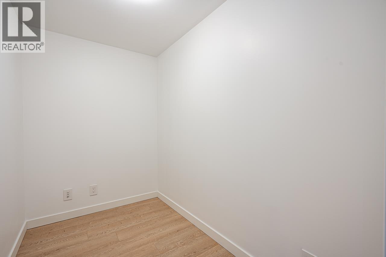 306 125 E 14th Street, Vancouver, British Columbia  V7L 0E6 - Photo 14 - R3054353