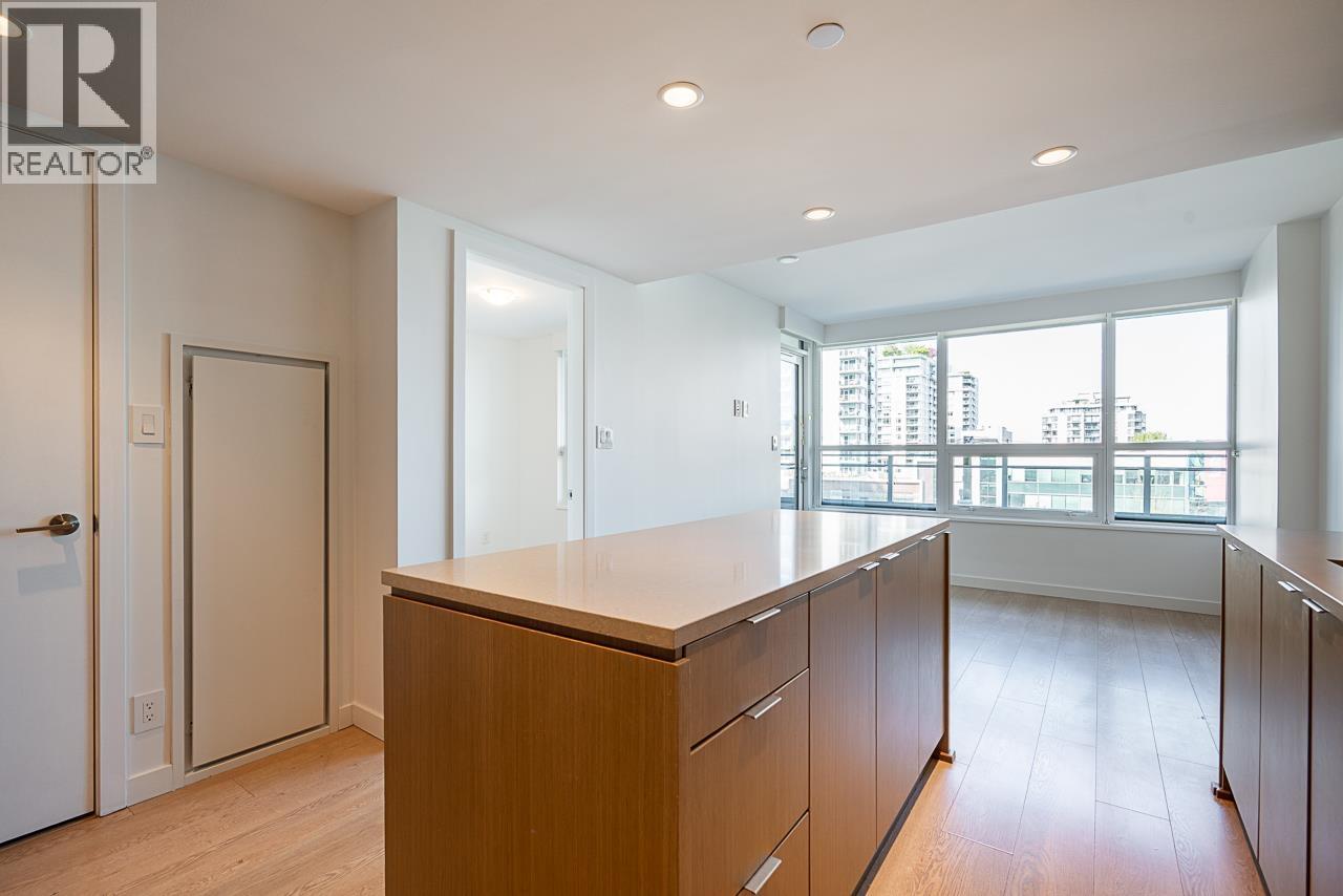 306 125 E 14th Street, Vancouver, British Columbia  V7L 0E6 - Photo 3 - R3054353