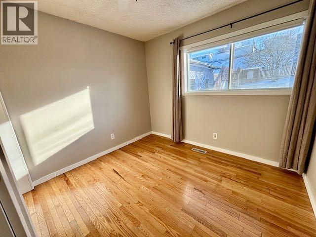 134 Sherwood Drive, Hinton, Alberta  T7V 1P5 - Photo 5 - A2281972