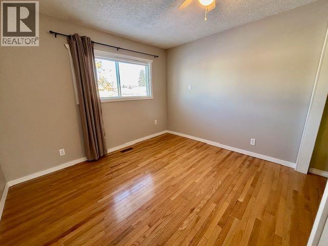 134 Sherwood Drive, Hinton, Alberta  T7V 1P5 - Photo 6 - A2281972