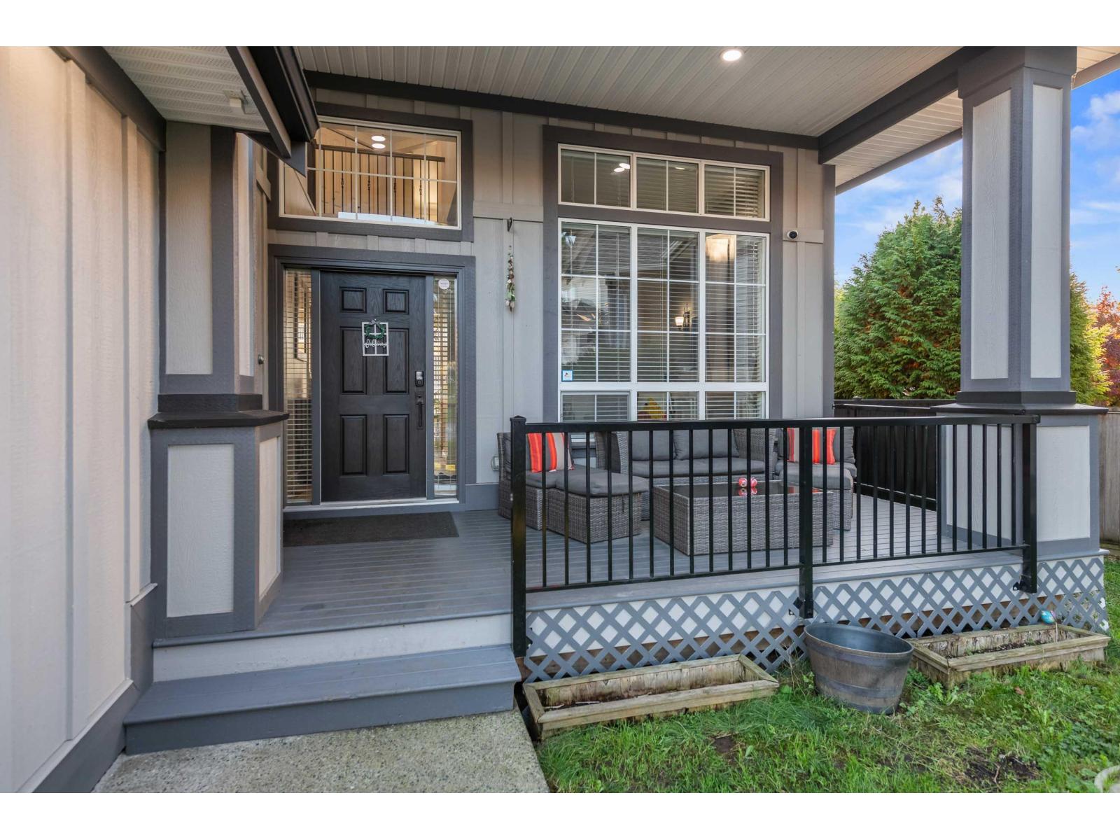 6813 197 Street, Langley, British Columbia  V2Y 3H1 - Photo 2 - R3083995