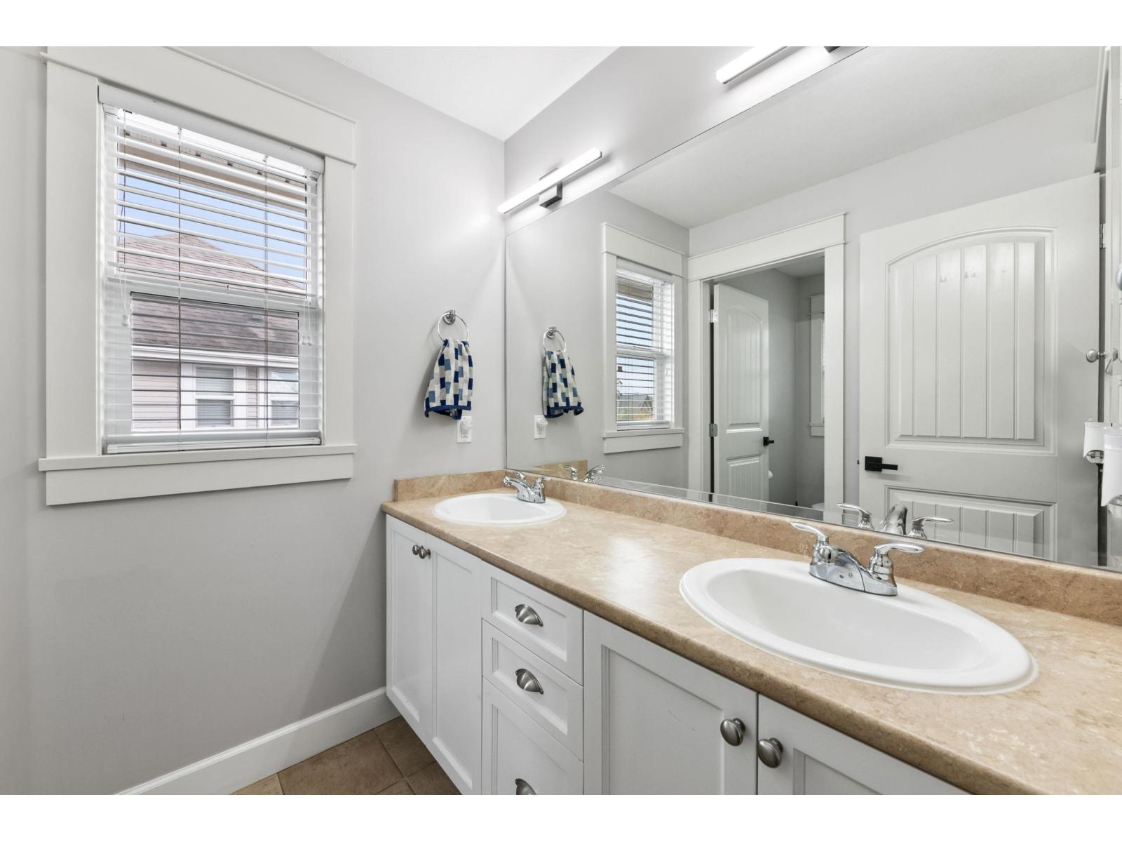 6813 197 Street, Langley, British Columbia  V2Y 3H1 - Photo 28 - R3083995