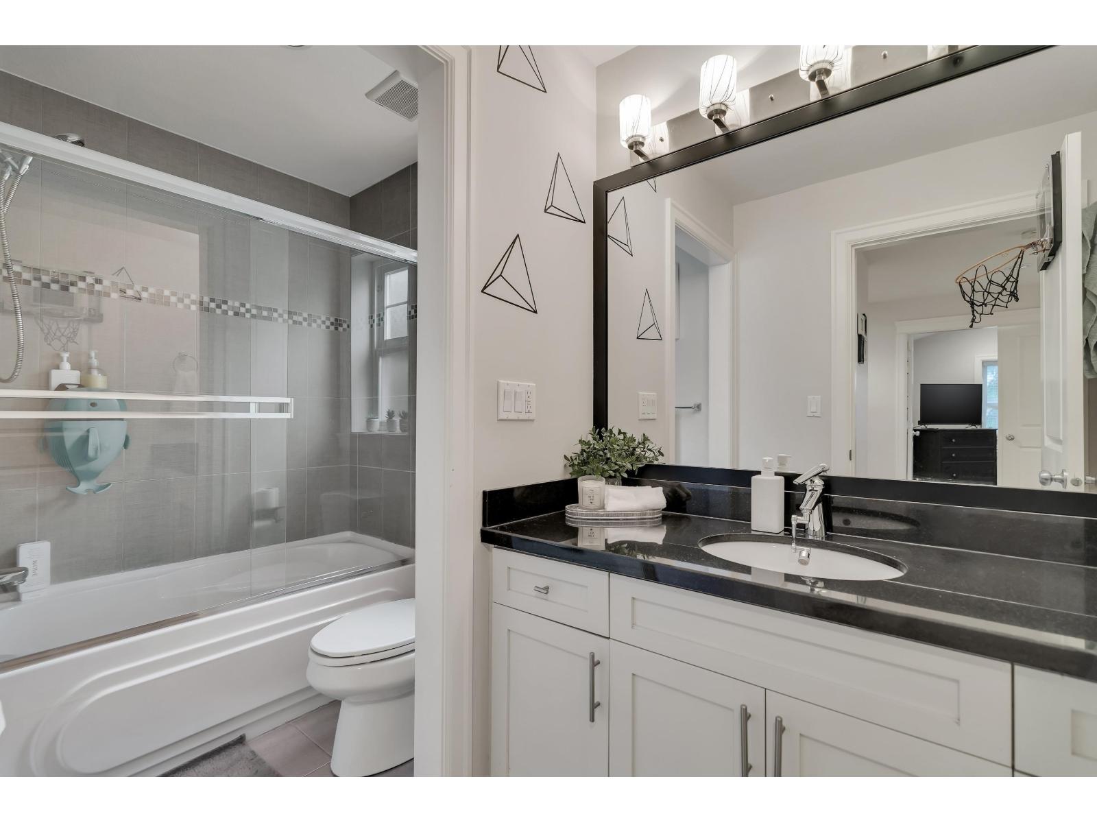 15083 58a Avenue, Surrey, British Columbia  V3S 5H1 - Photo 17 - R3083059