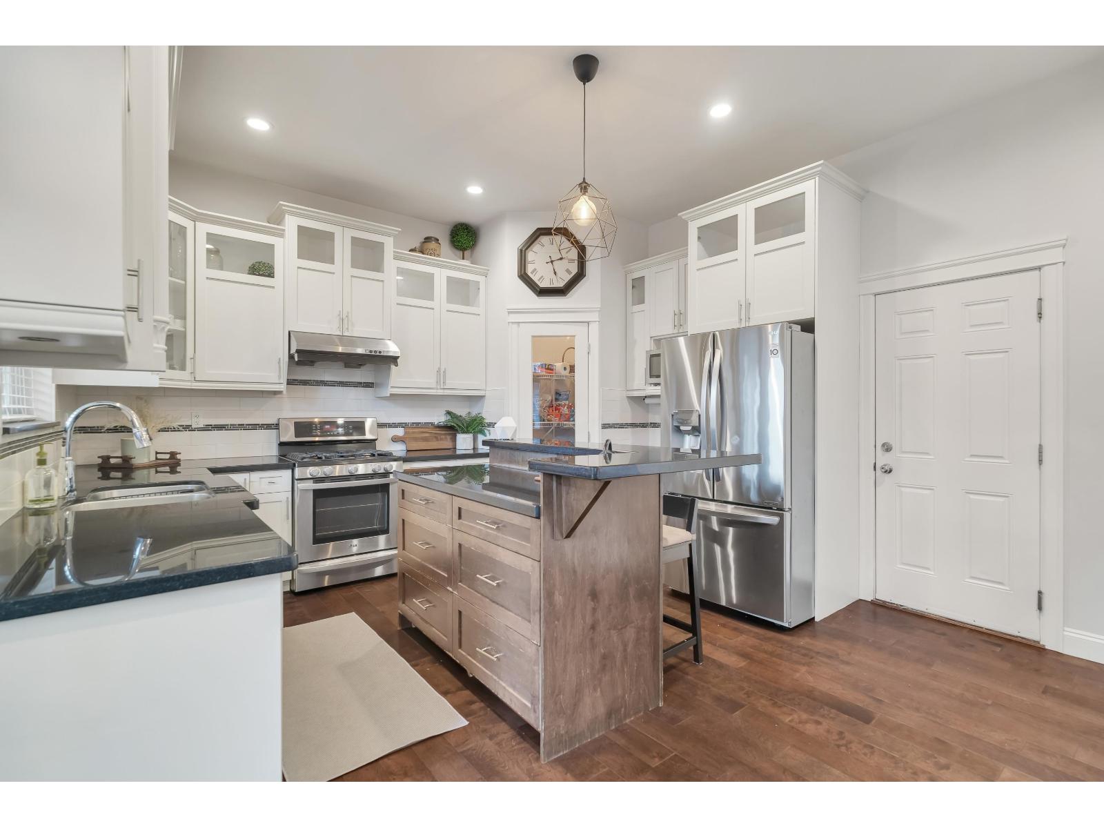 15083 58a Avenue, Surrey, British Columbia  V3S 5H1 - Photo 6 - R3083059