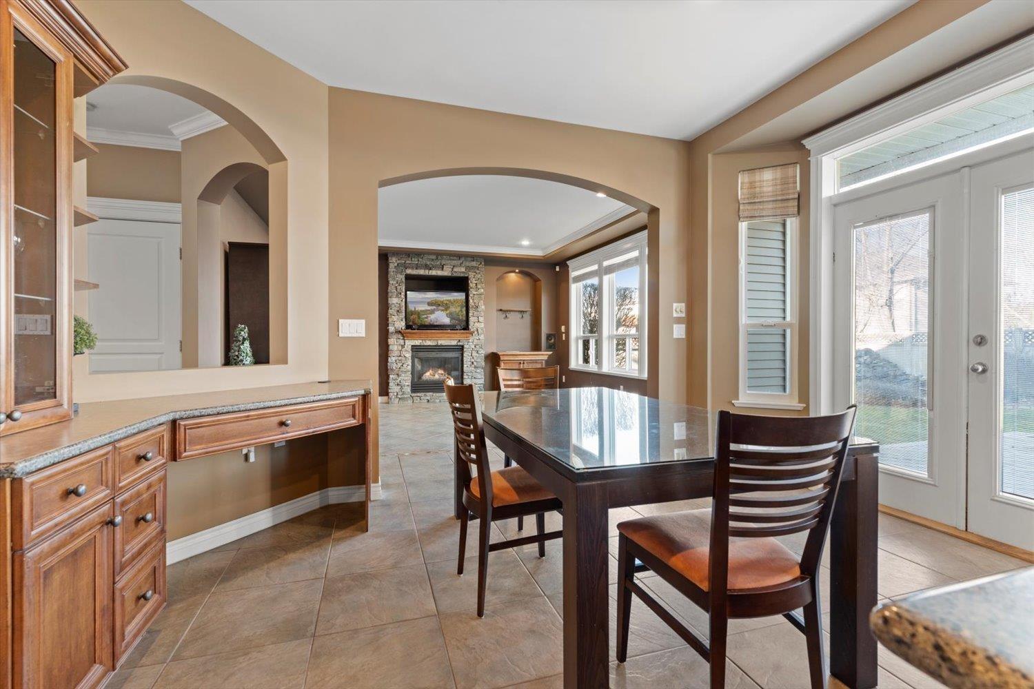 27797 Roundhouse Drive, Abbotsford, British Columbia  V4X 0A2 - Photo 13 - R3083475