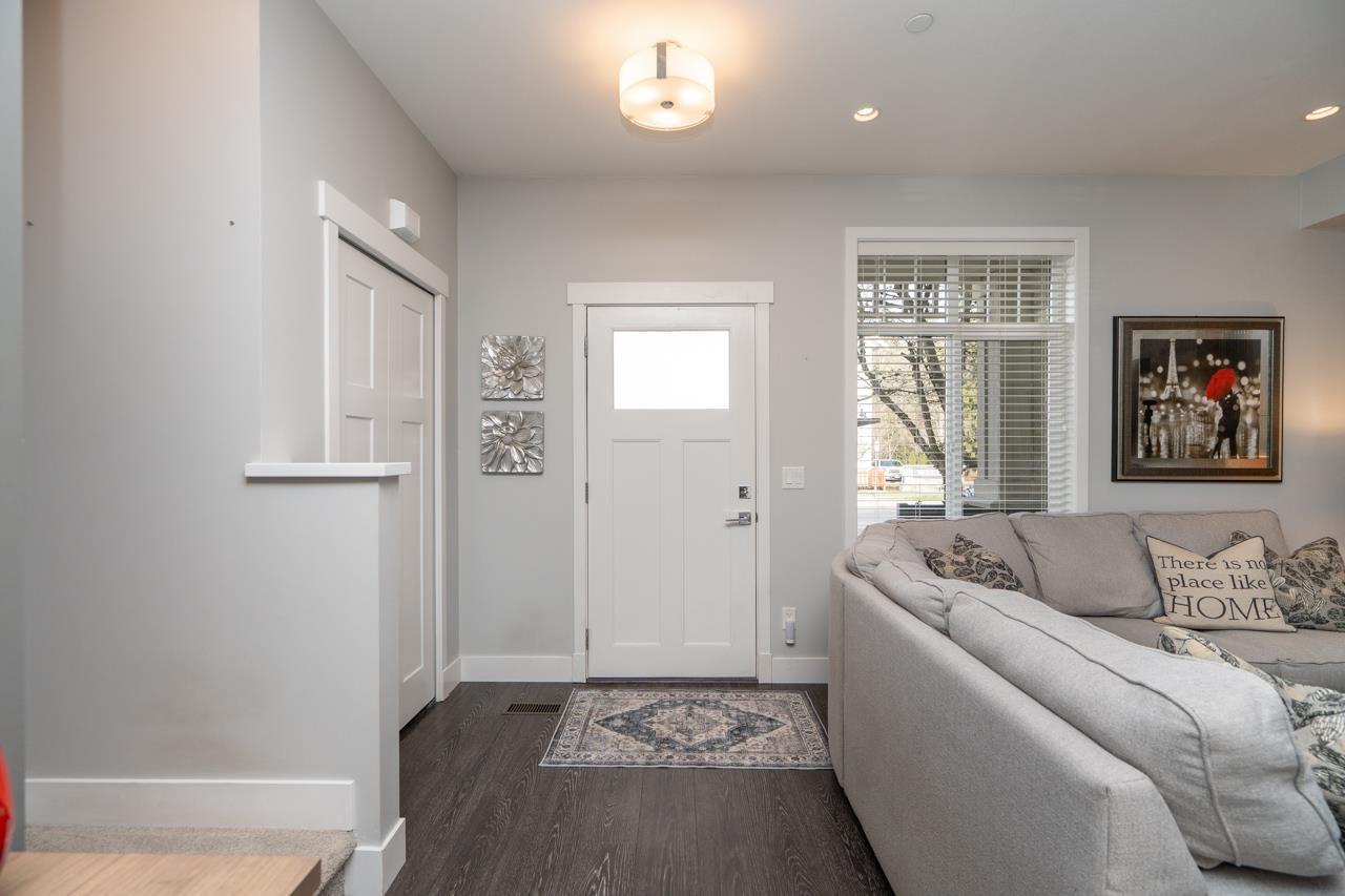 20450 84 Avenue, Langley, British Columbia  V2Y 0R6 - Photo 5 - R3082911