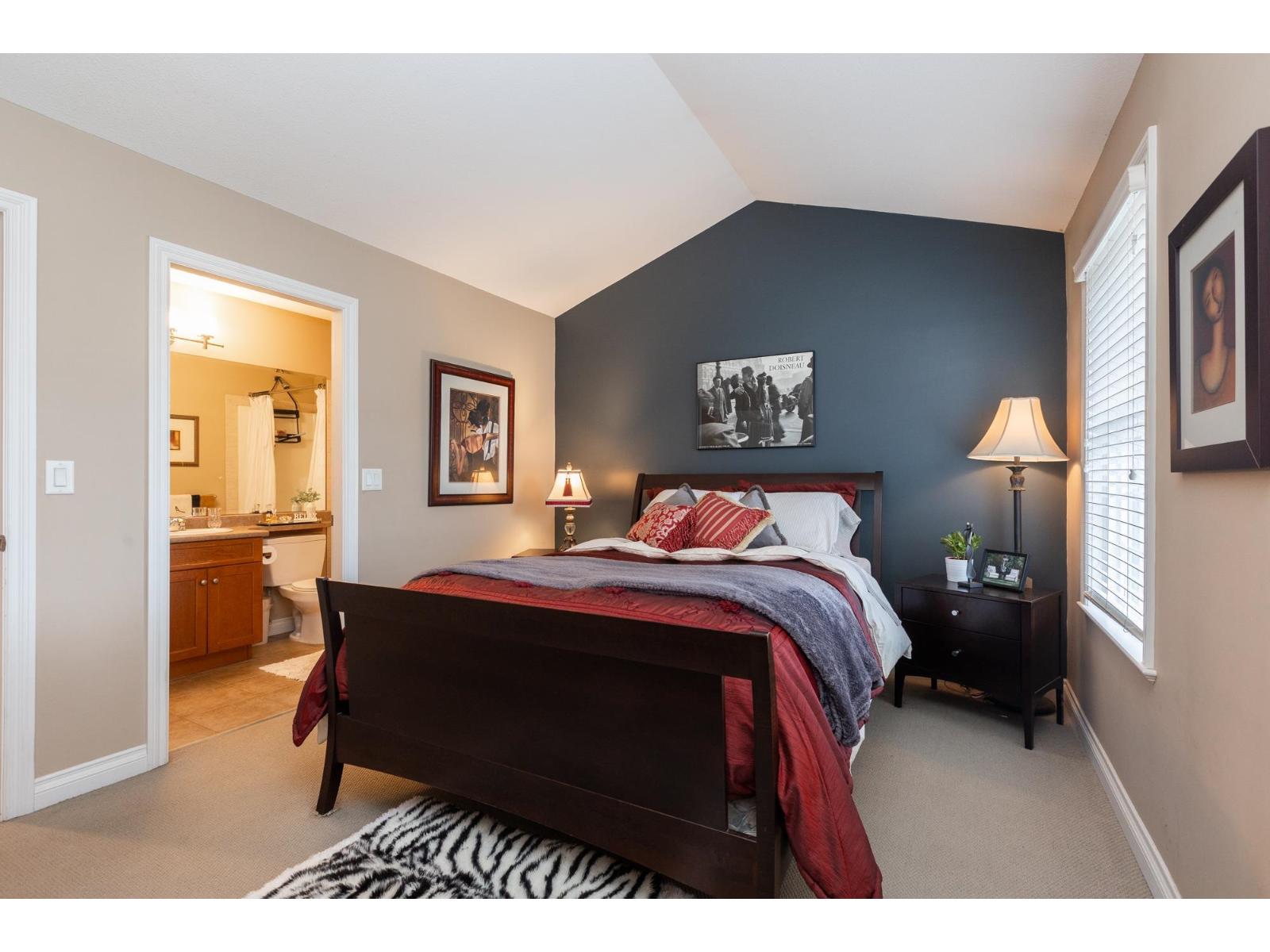 7016 179a Surrey Street, Surrey, British Columbia  V3S 7S4 - Photo 15 - R3083721