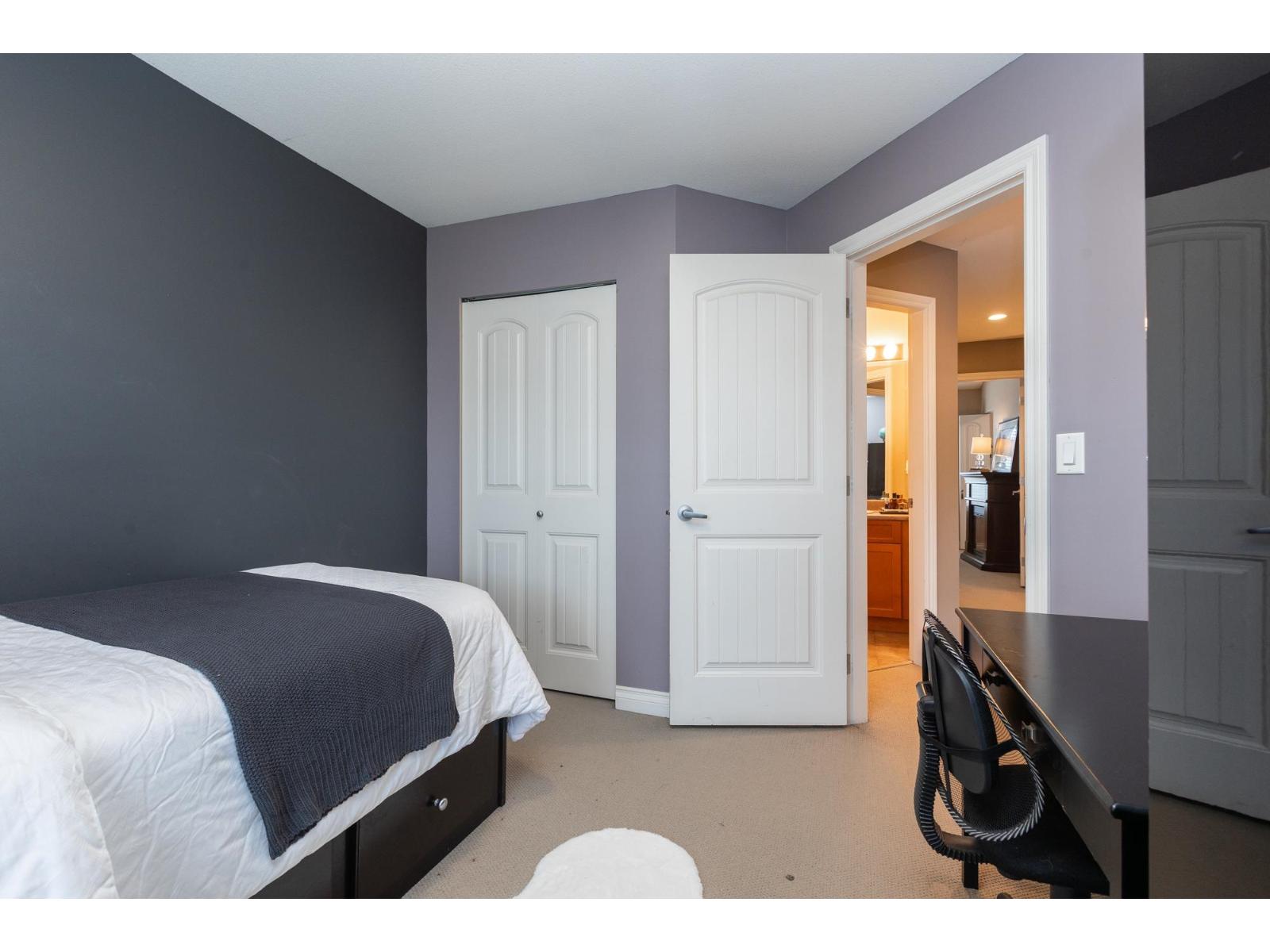 7016 179a Surrey Street, Surrey, British Columbia  V3S 7S4 - Photo 22 - R3083721